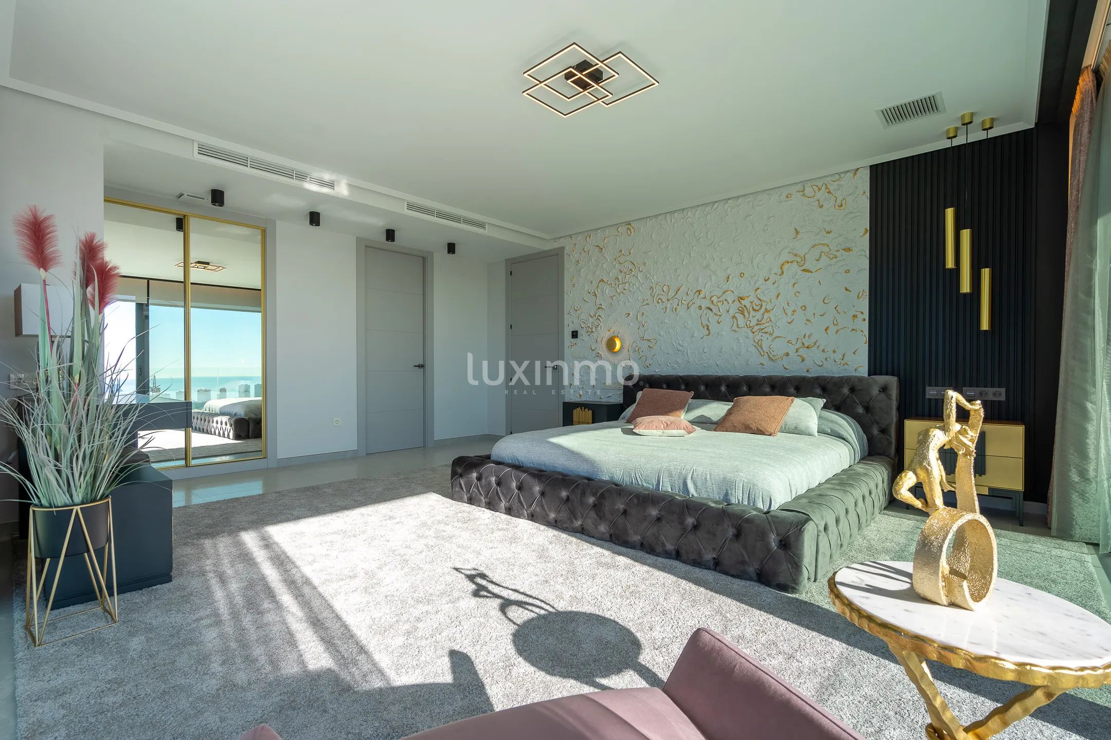 Вилла в привилегированной урбанизации — photo 24