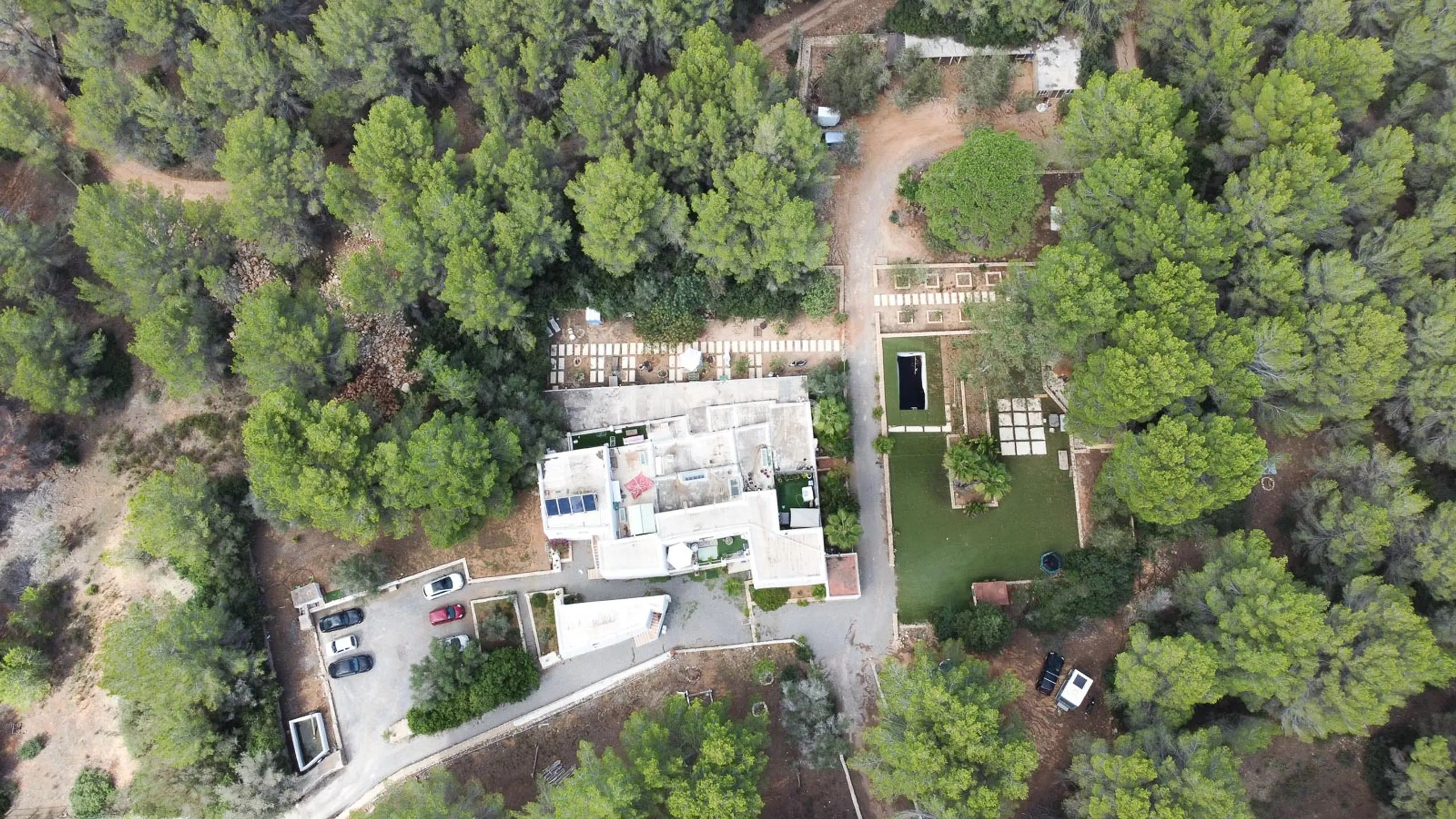 Rustic Finca in private forestal Santa Eulalia Area, ideal for a big family a community — photo 4