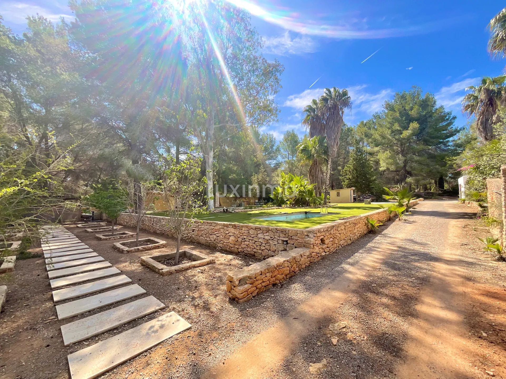 Rustikk Finca i privat skogsområde i Santa Eulalia, ideell for en stor familie eller et fellesskap — photo 16