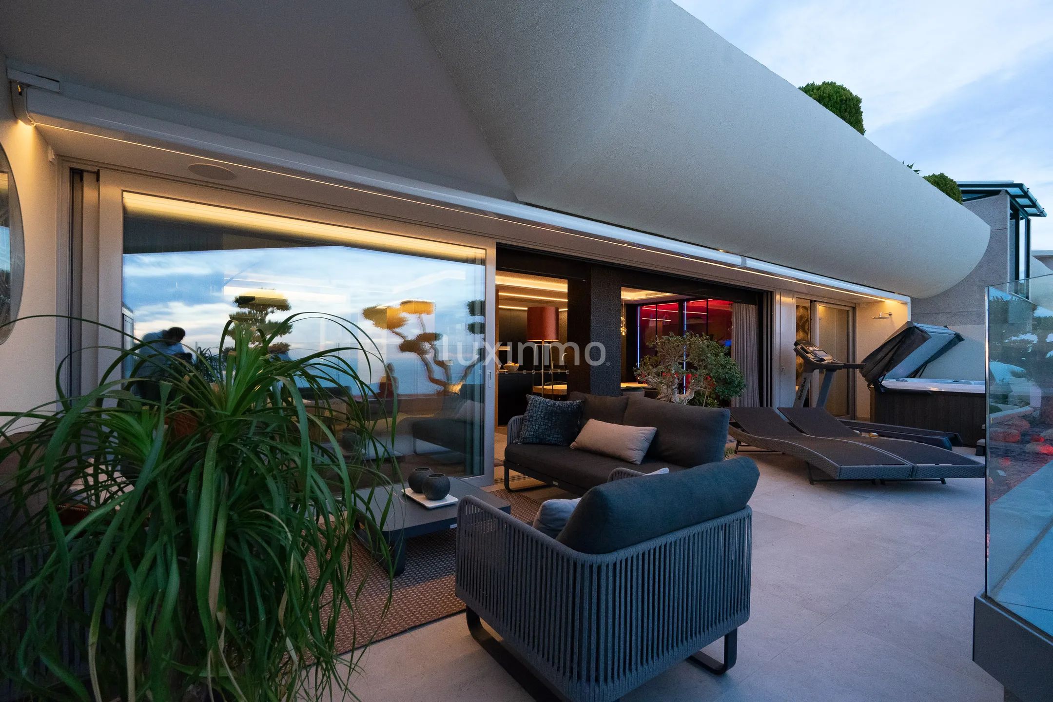 Moderne leilighet med havutsikt til salgs i Altea Hills — photo 26