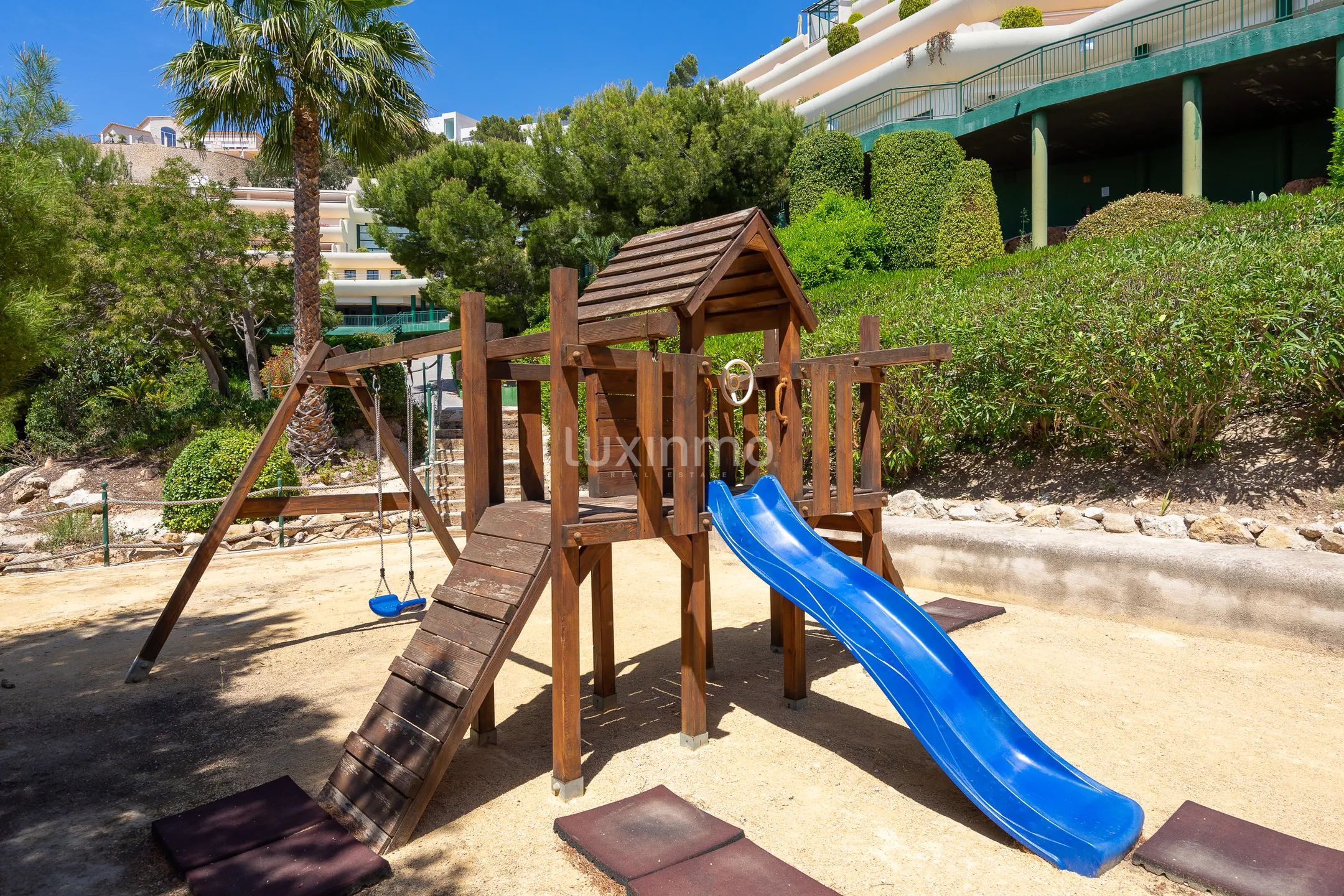 Modern flat with sea views for sale in Altea Hills — photo 42