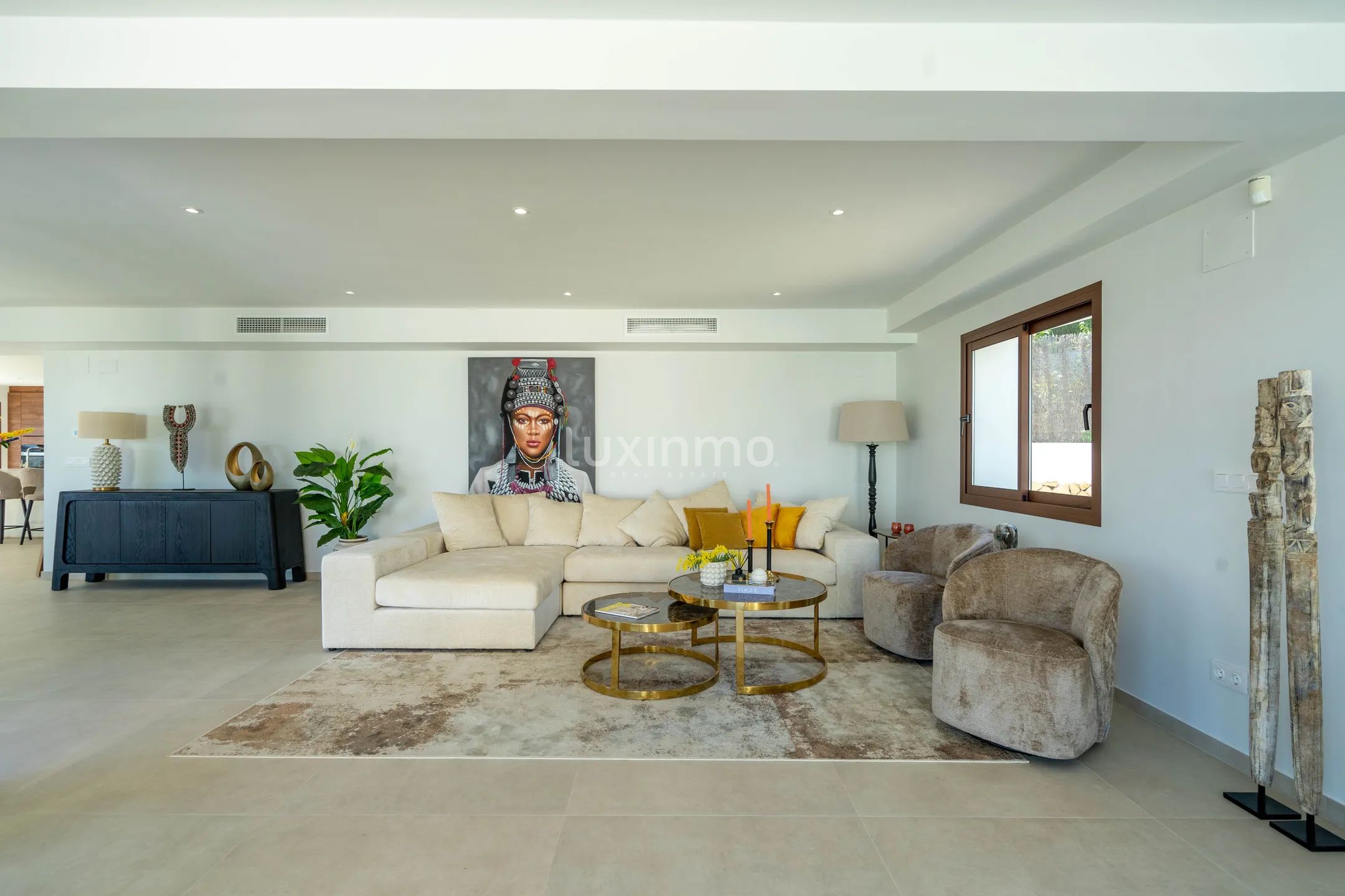 Striking luxury villa boasting sea views, bordering Altea — photo 5