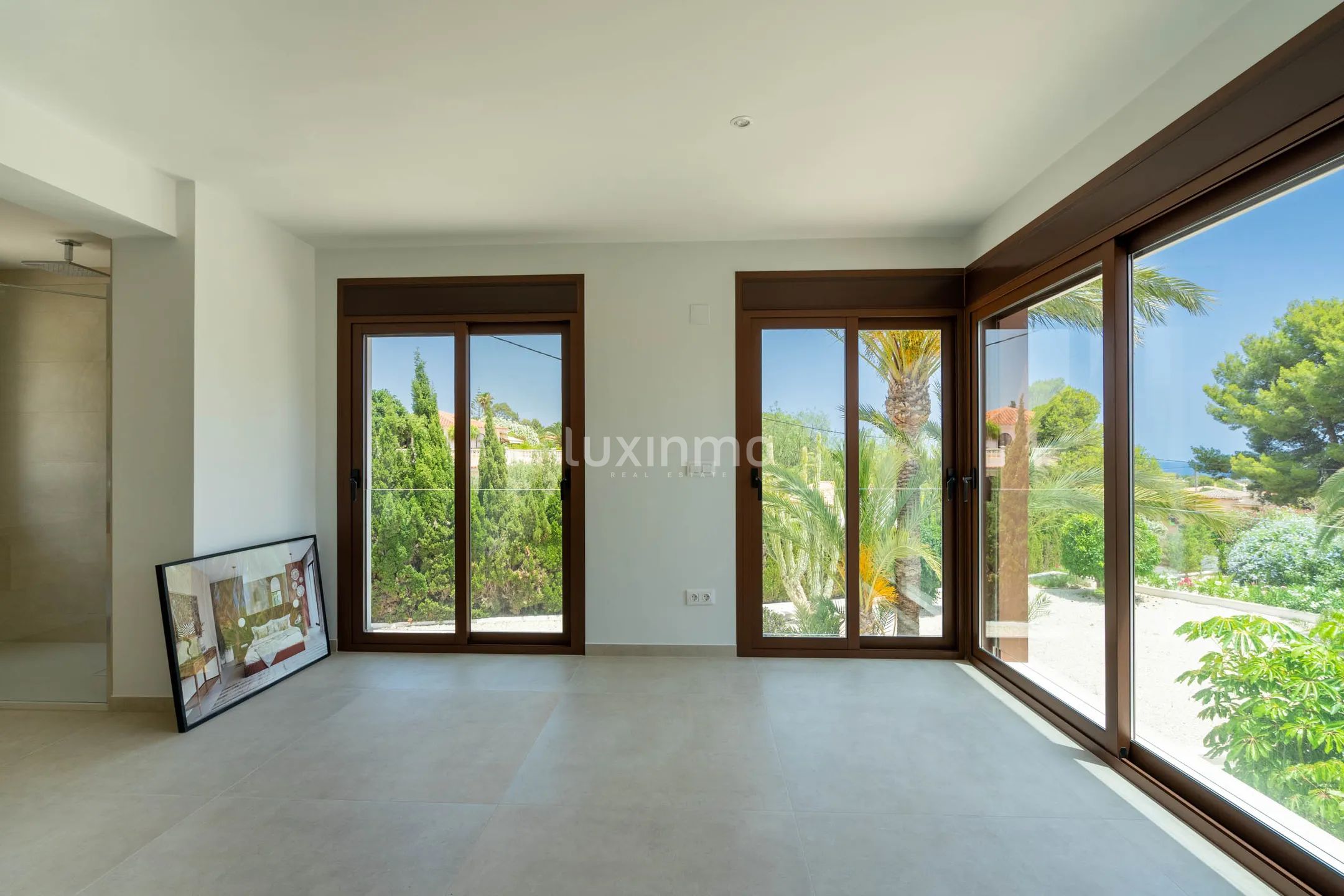 Striking luxury villa boasting sea views, bordering Altea — photo 18