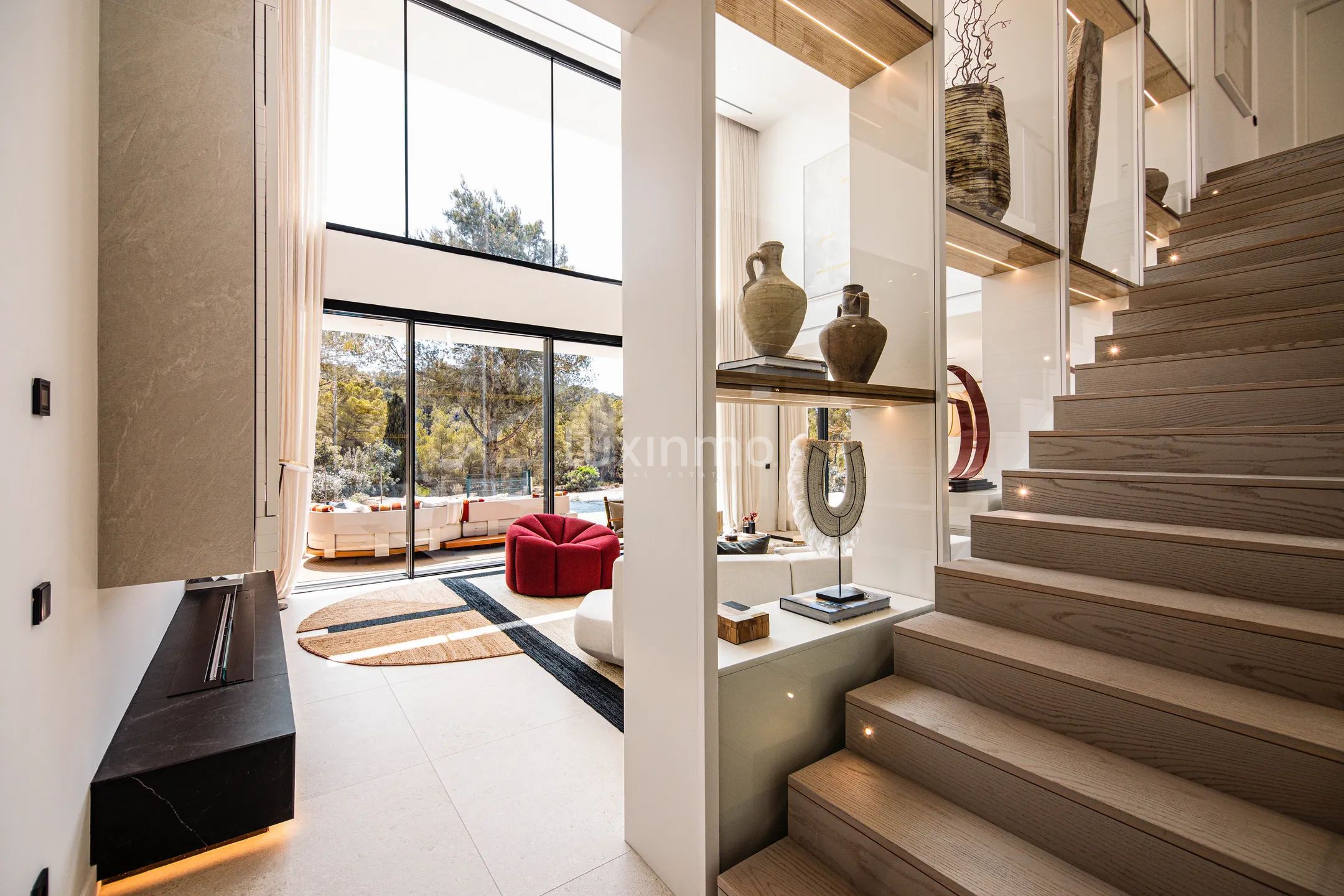 Villa de luxe nouvellement construite près du terrain de golf, communauté fermée, grande sécurité — photo 11