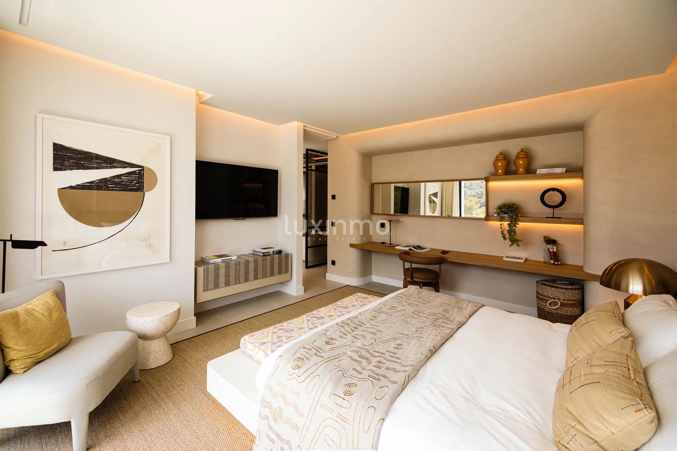 Villa de luxe nouvellement construite près du terrain de golf, communauté fermée, grande sécurité — photo 24