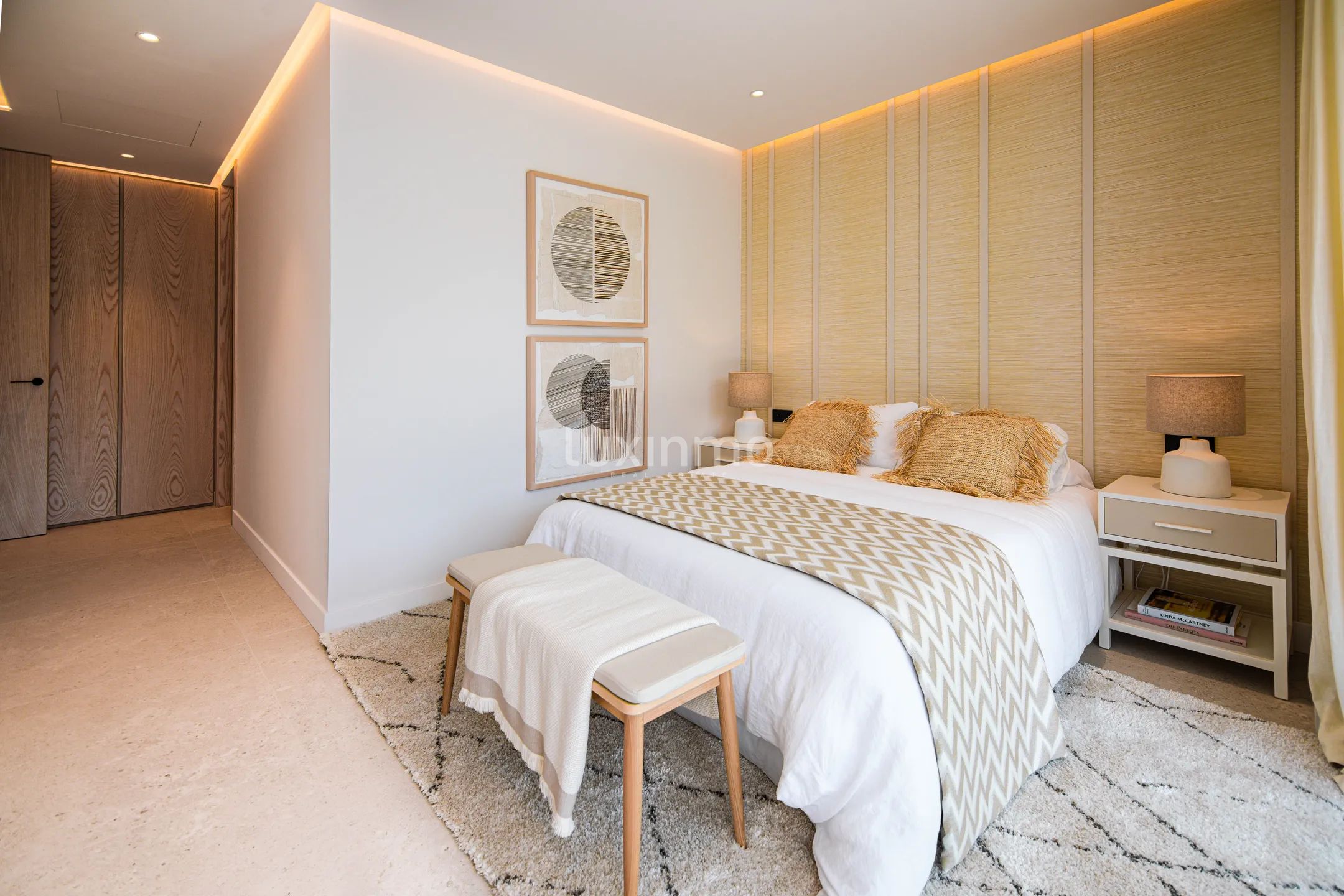 Villa de luxe nouvellement construite près du terrain de golf, communauté fermée, grande sécurité — photo 31