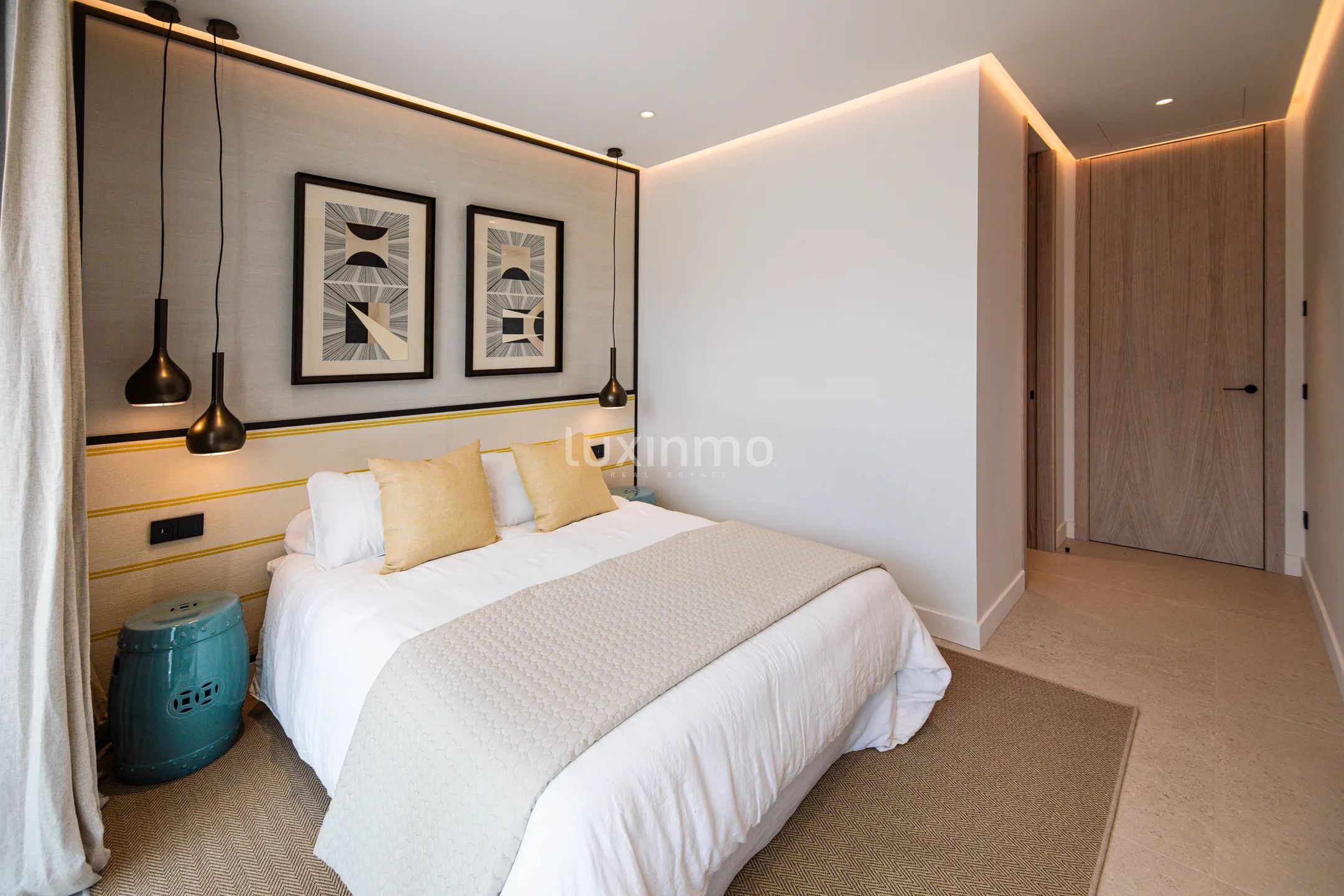 Villa de luxe nouvellement construite près du terrain de golf, communauté fermée, grande sécurité — photo 32