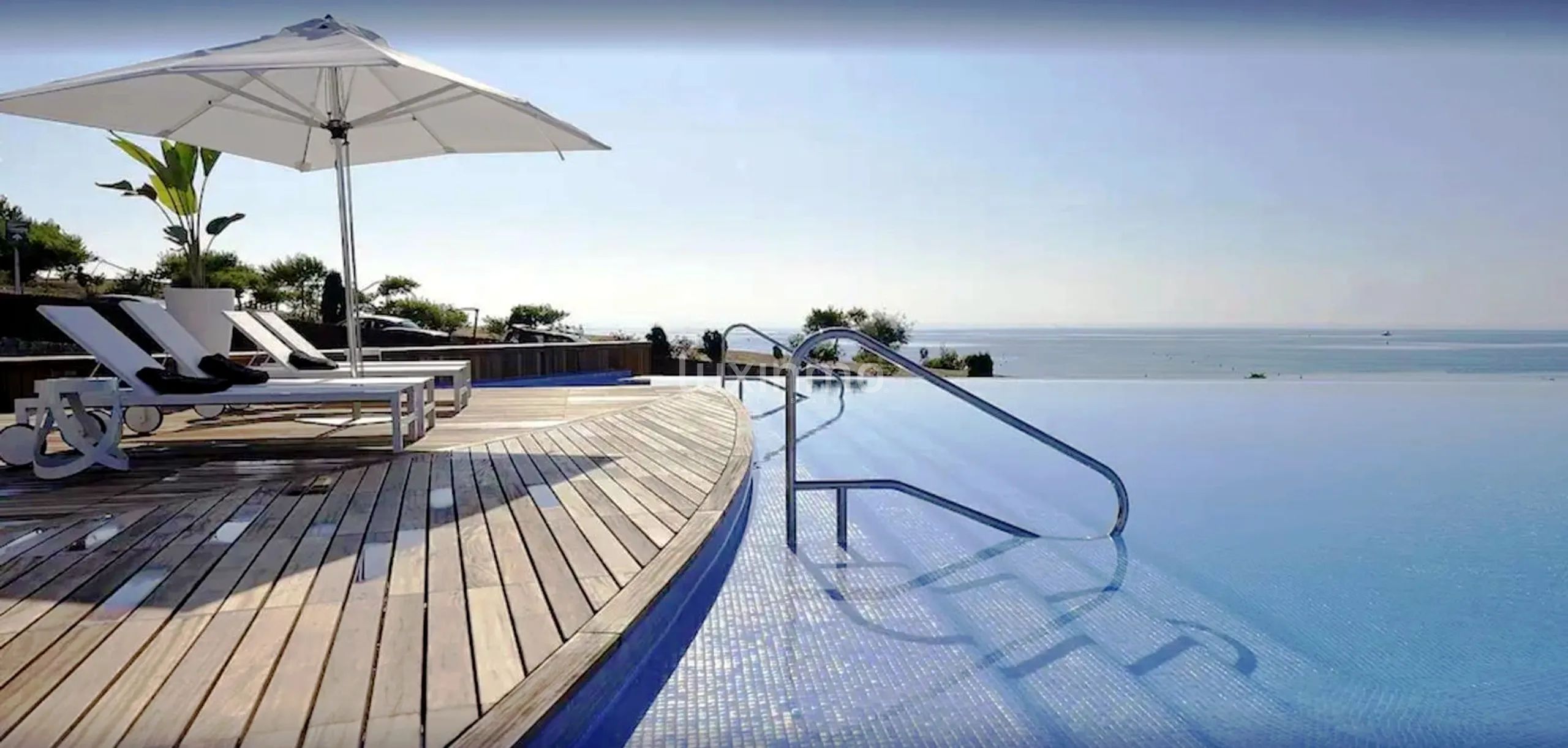 For sale luxury 3 bedroom 2 bathroom penthouse at an award winning golf course — photo 7