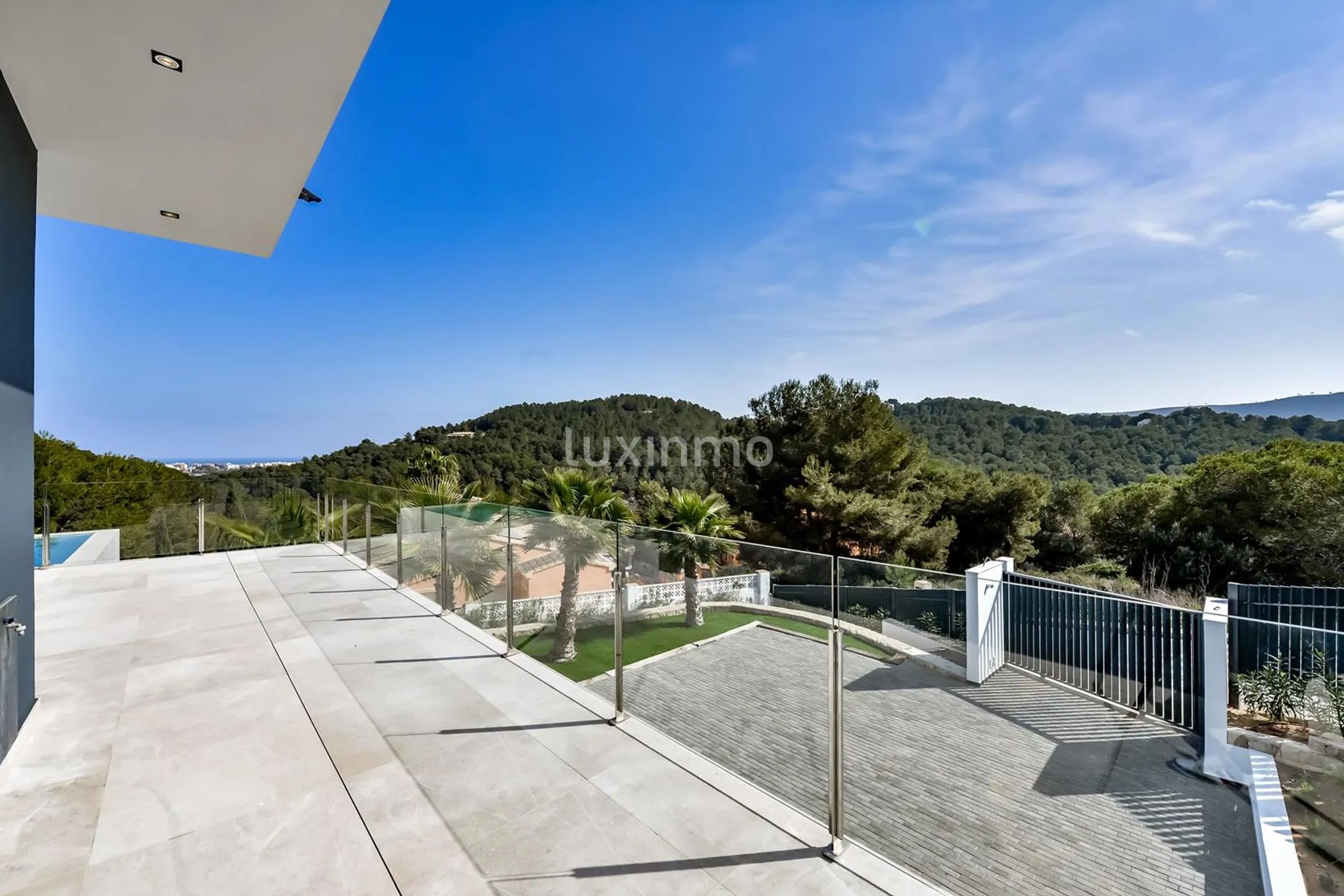 For sale impressive modern built villa in Javea — photo 34