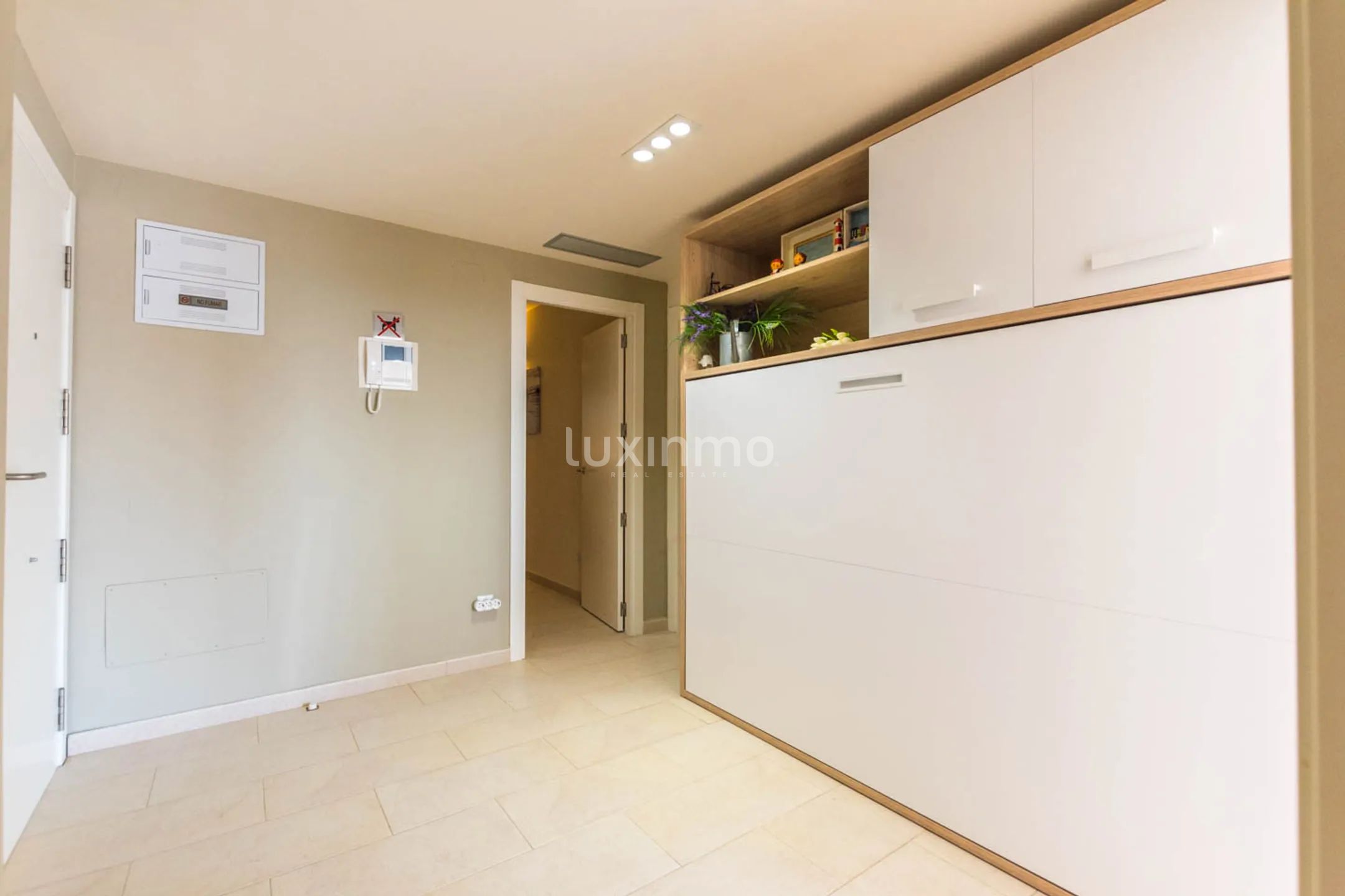 Apartment with sea views for sale in Mascarat — photo 7