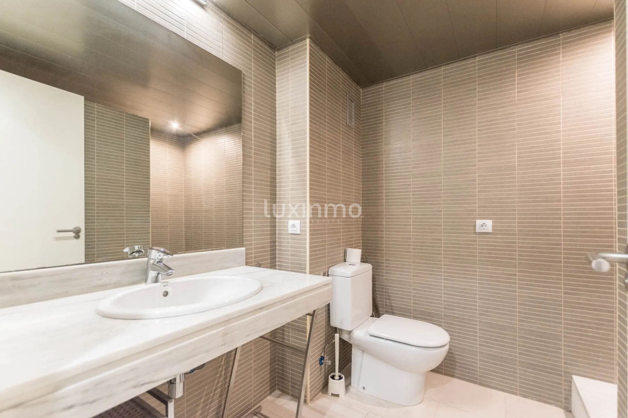 Apartment with sea views for sale in Mascarat — photo 24