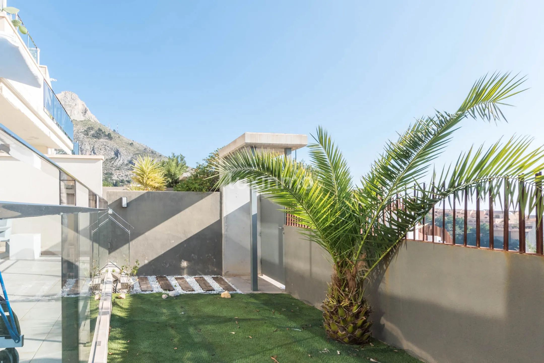 Apartment with sea views for sale in Mascarat — photo 3