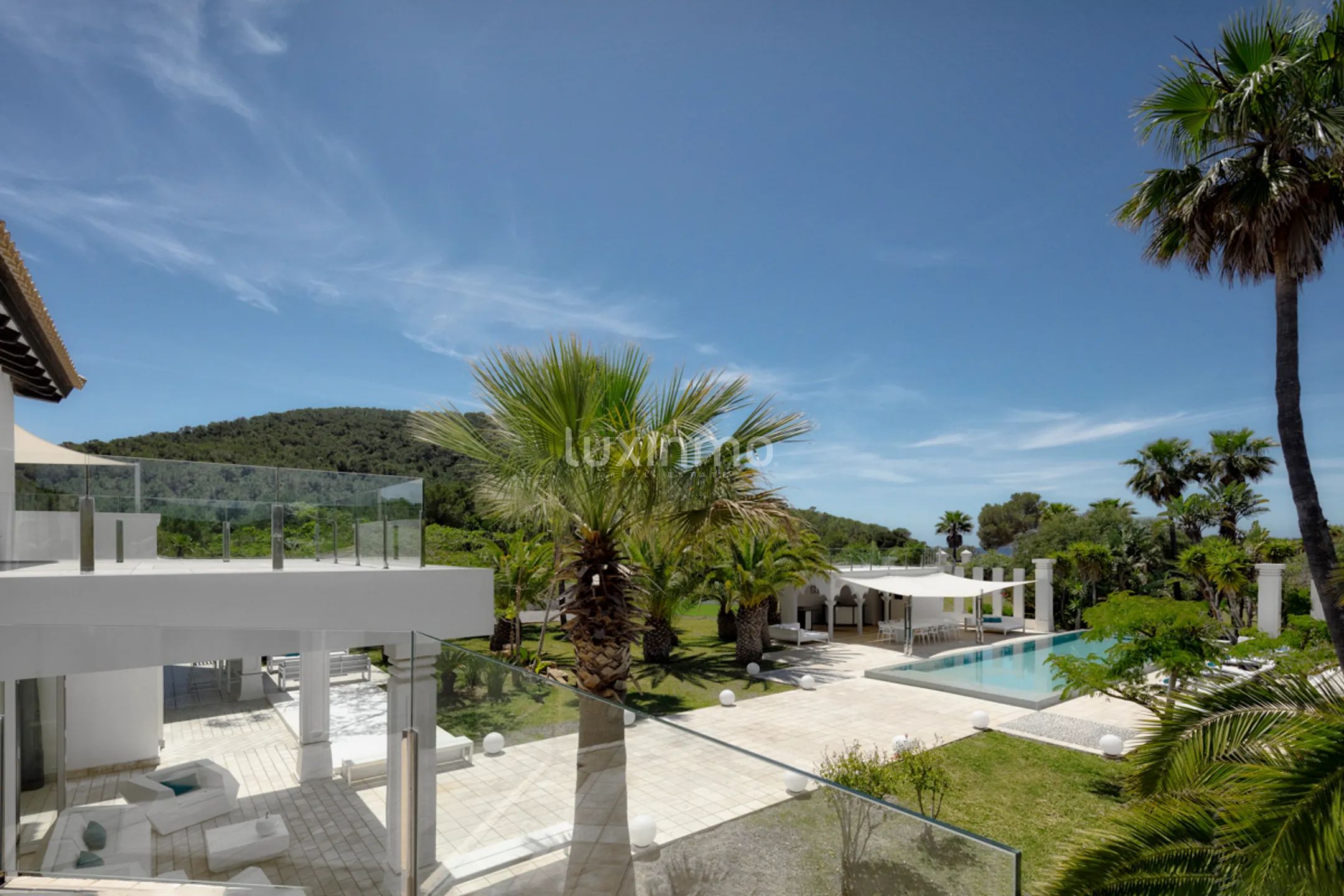 Luxury Spectacular Villa for Sale next to Blue Marlin — photo 46