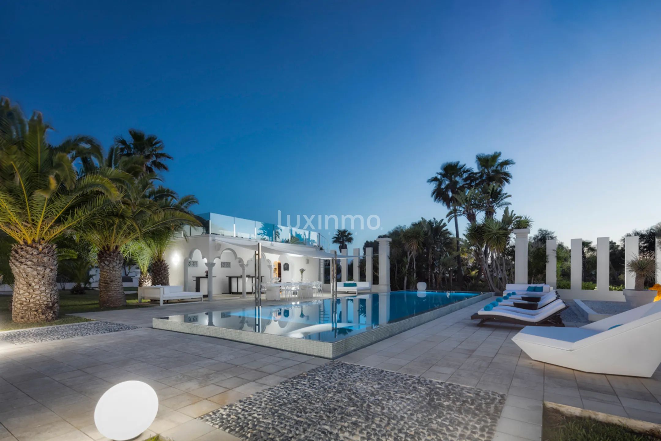 Luxury Spectacular Villa for Sale next to Blue Marlin — photo 43