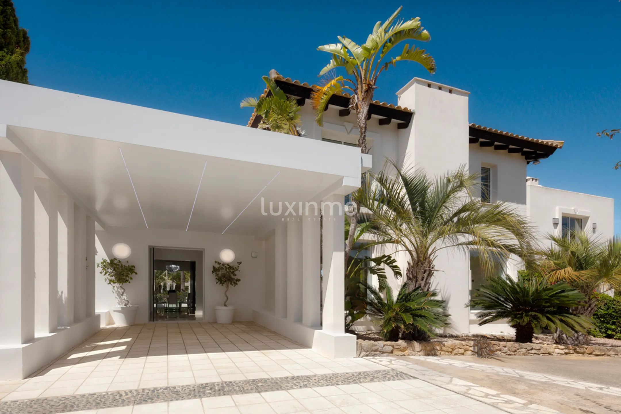 Luxury Spectacular Villa for Sale next to Blue Marlin — photo 12