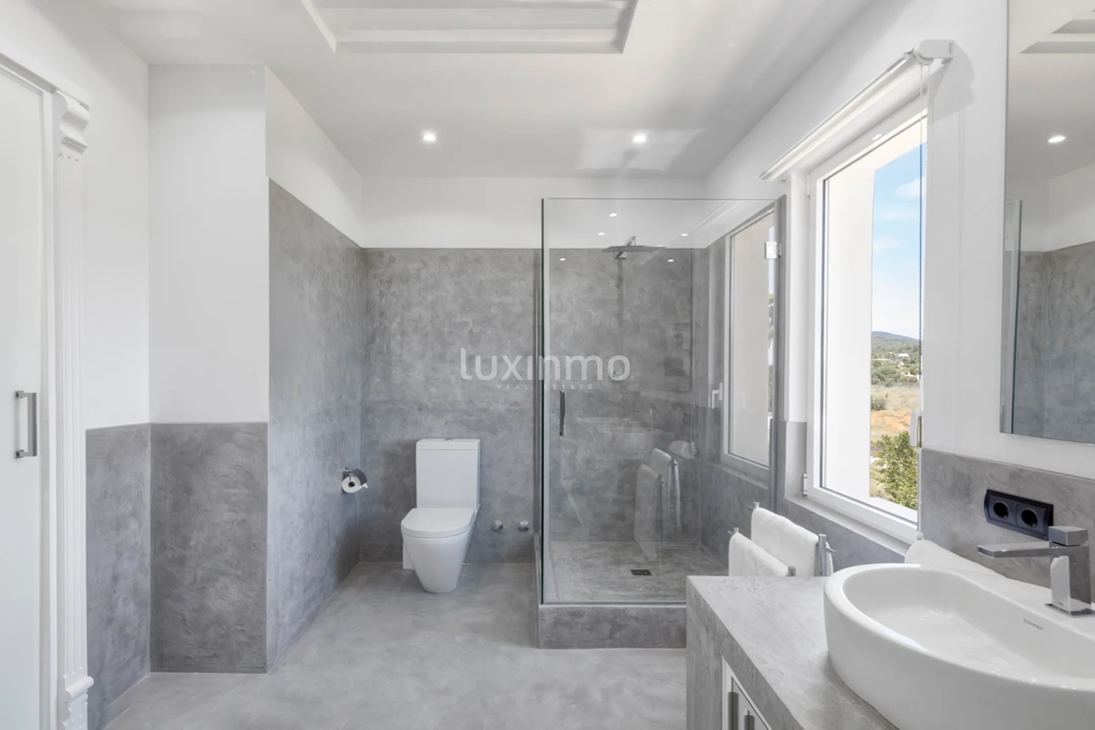 Luxury Spectacular Villa for Sale next to Blue Marlin — photo 35