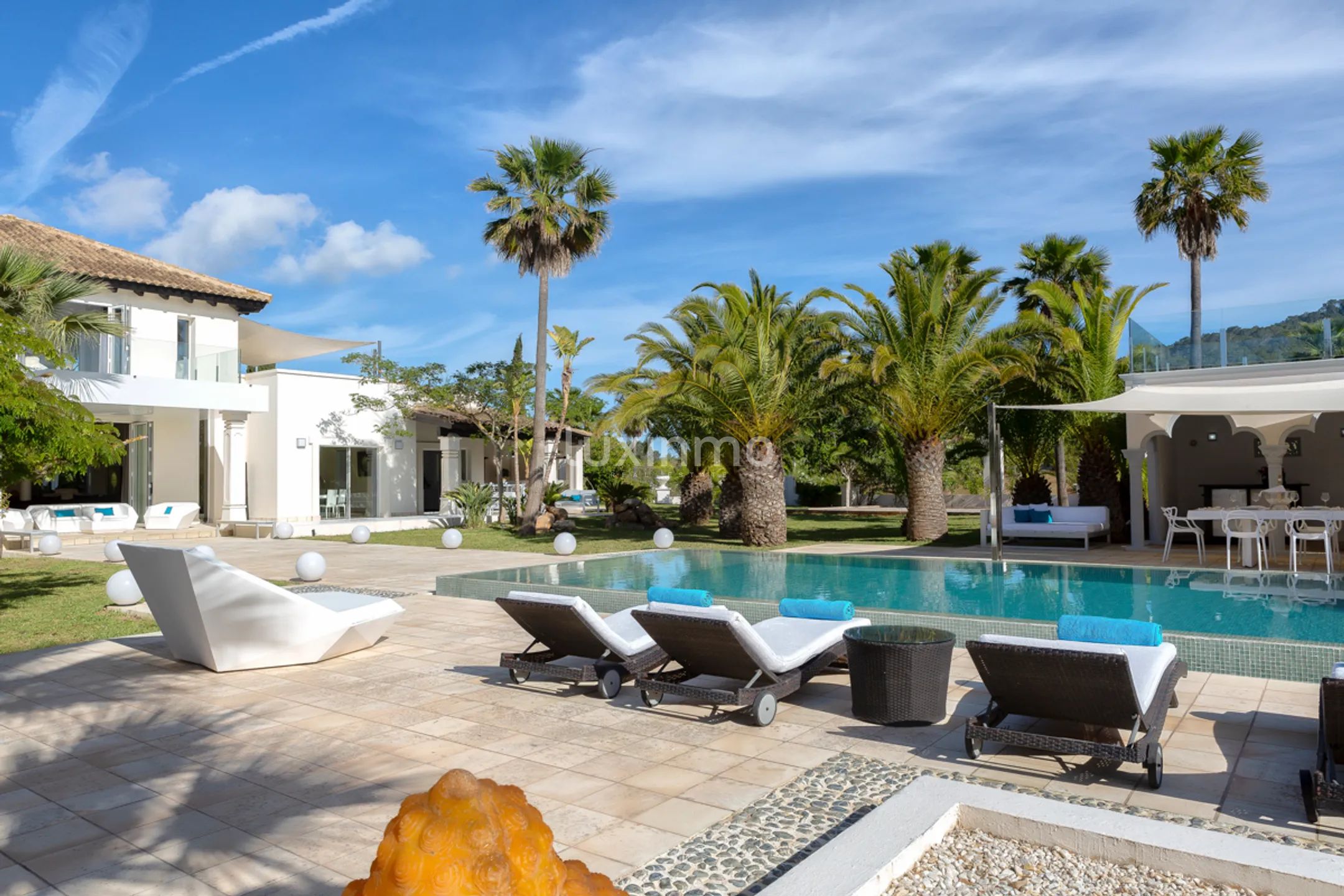 Luxury Spectacular Villa for Sale next to Blue Marlin — photo 2