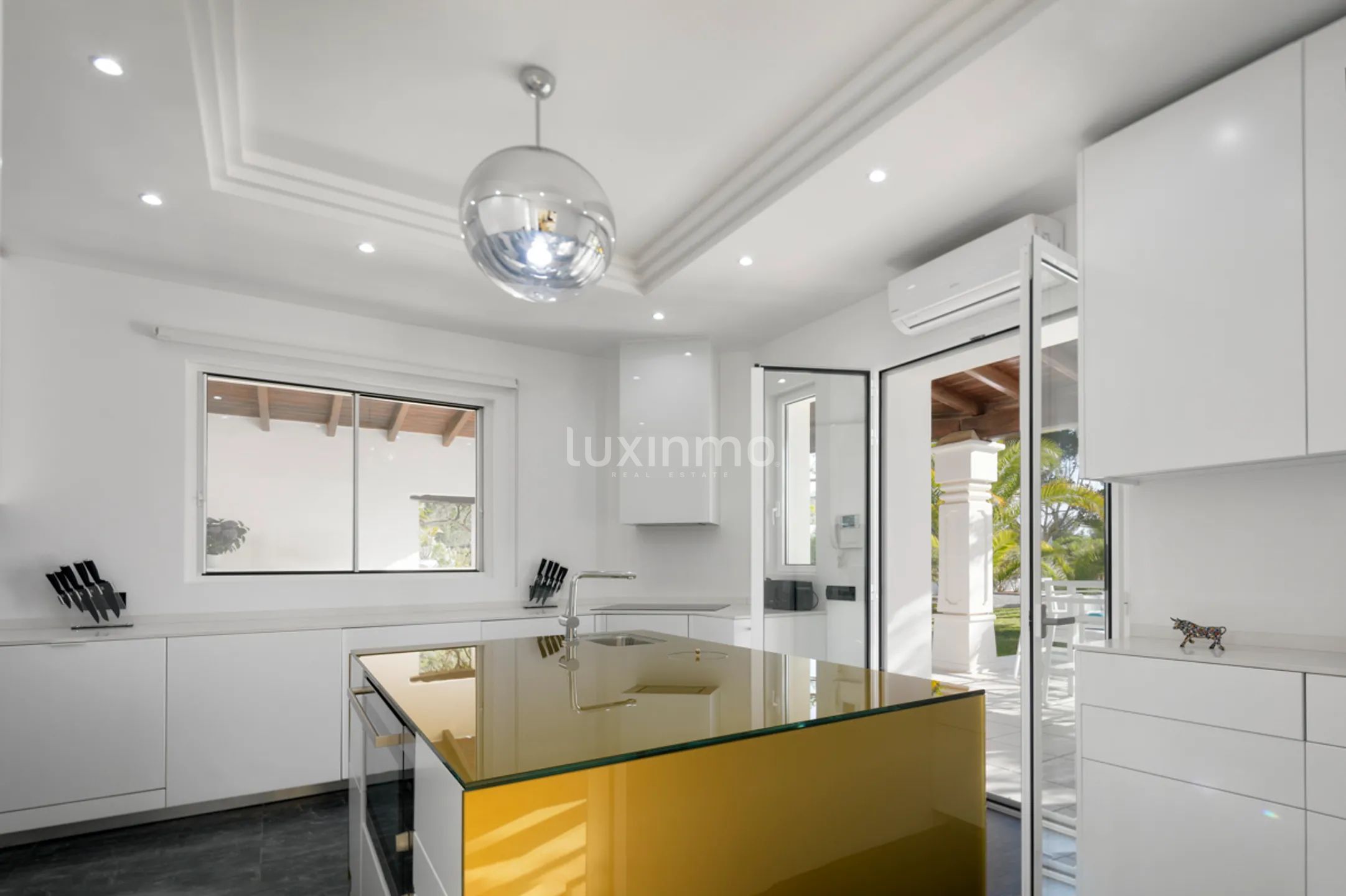 Luxury Spectacular Villa for Sale next to Blue Marlin — photo 20