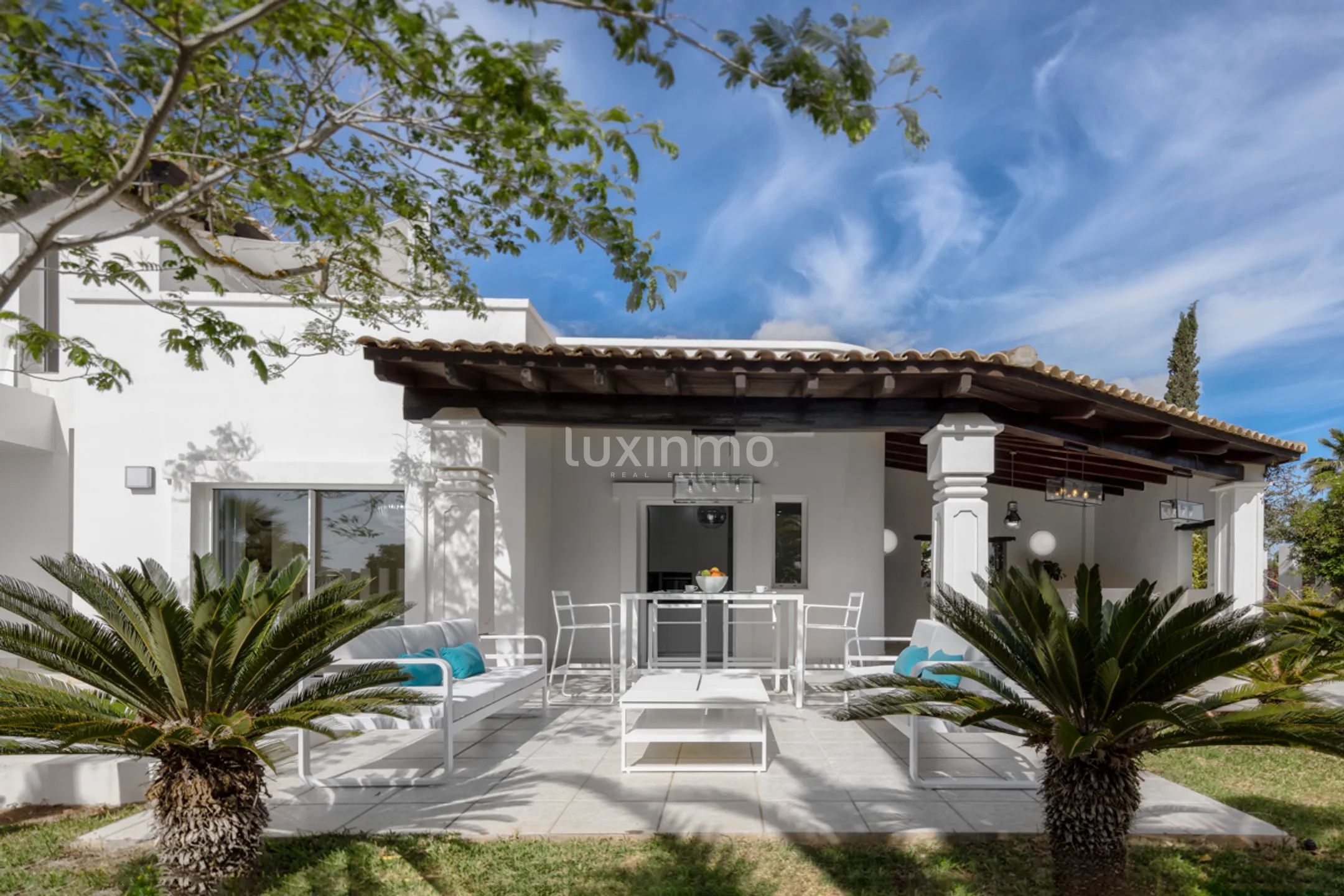 Luxury Spectacular Villa for Sale next to Blue Marlin — photo 9