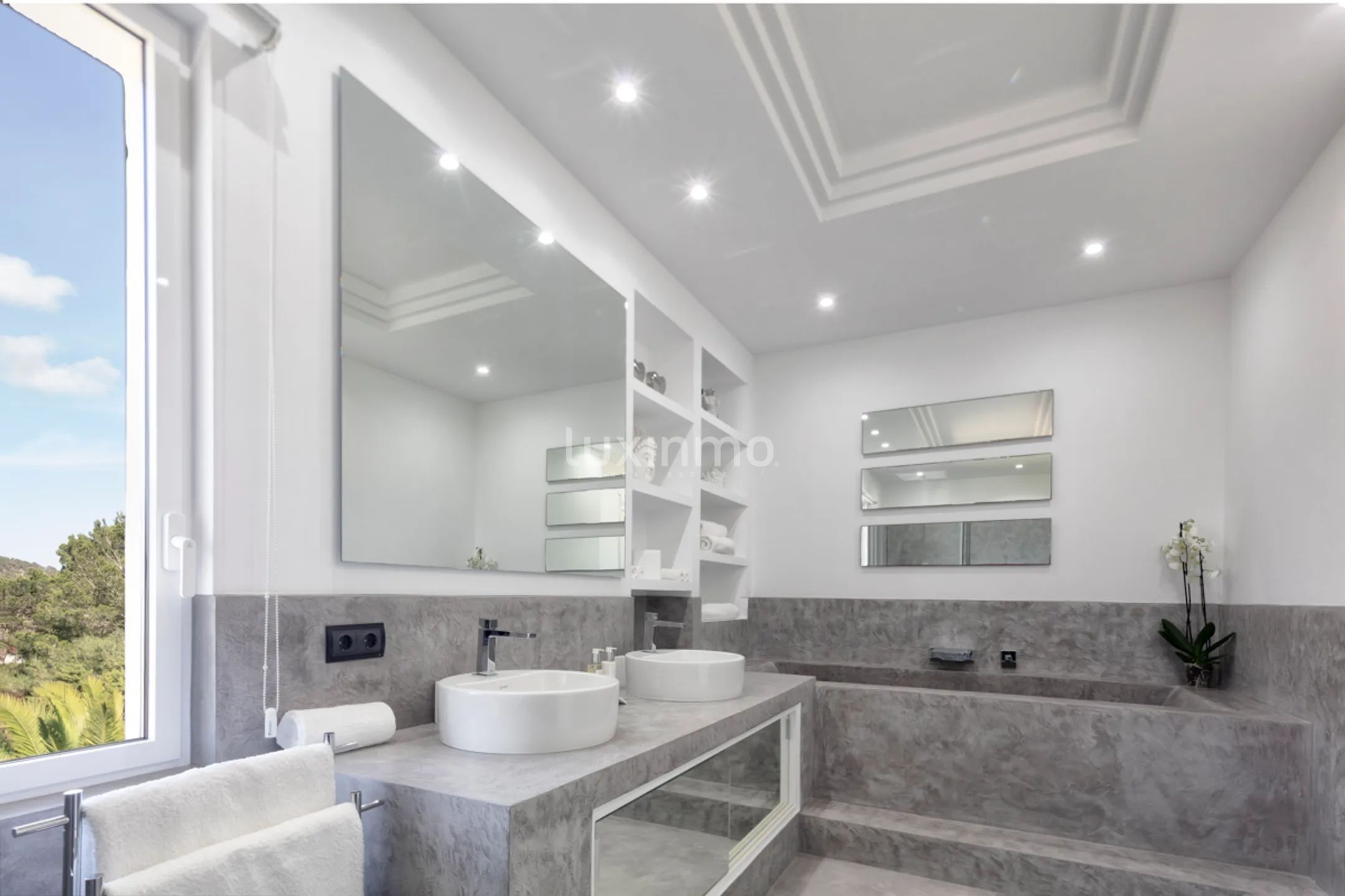 Luxury Spectacular Villa for Sale next to Blue Marlin — photo 36