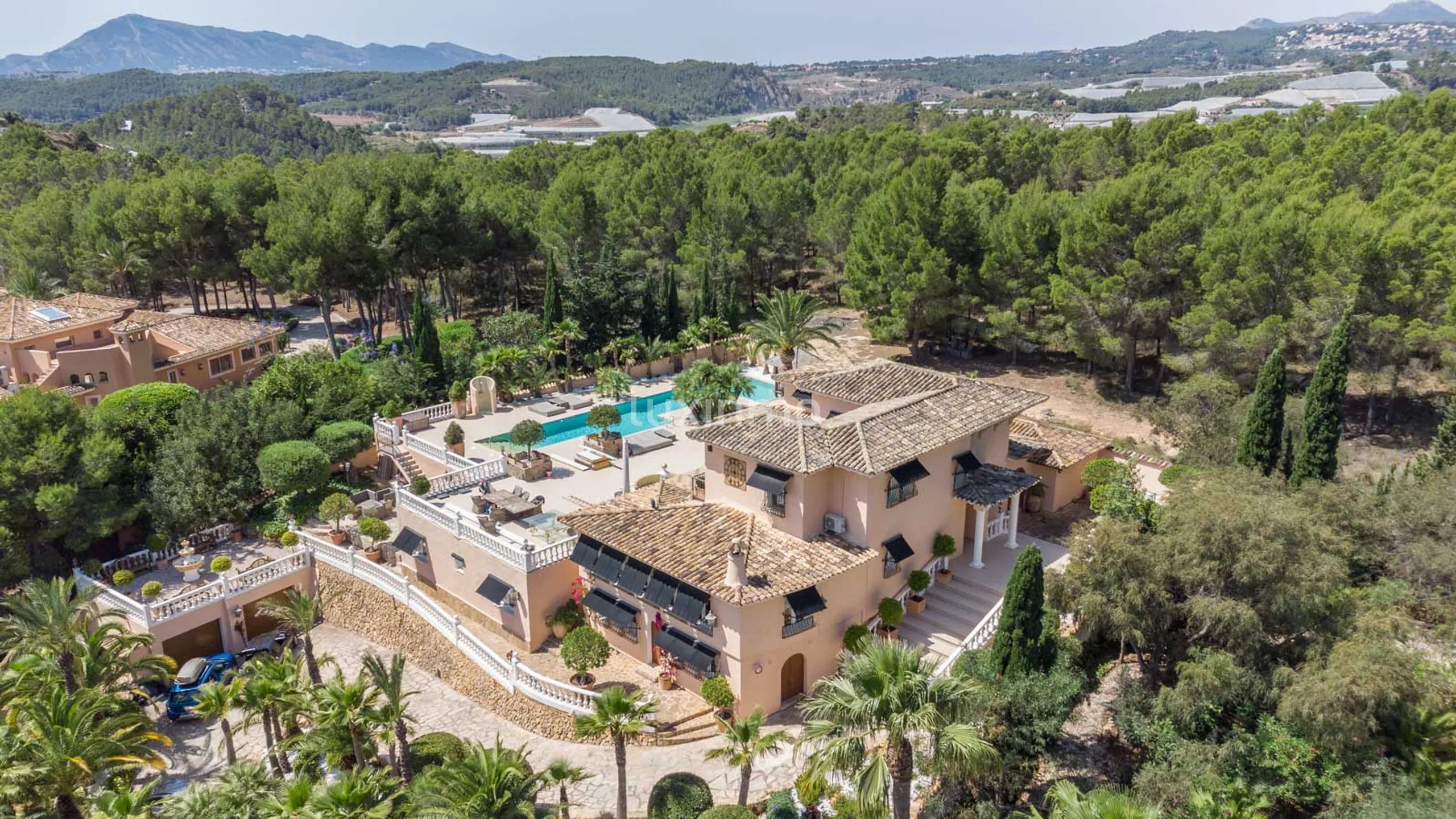 For sale traditional style villa for sale in Altea — photo 5