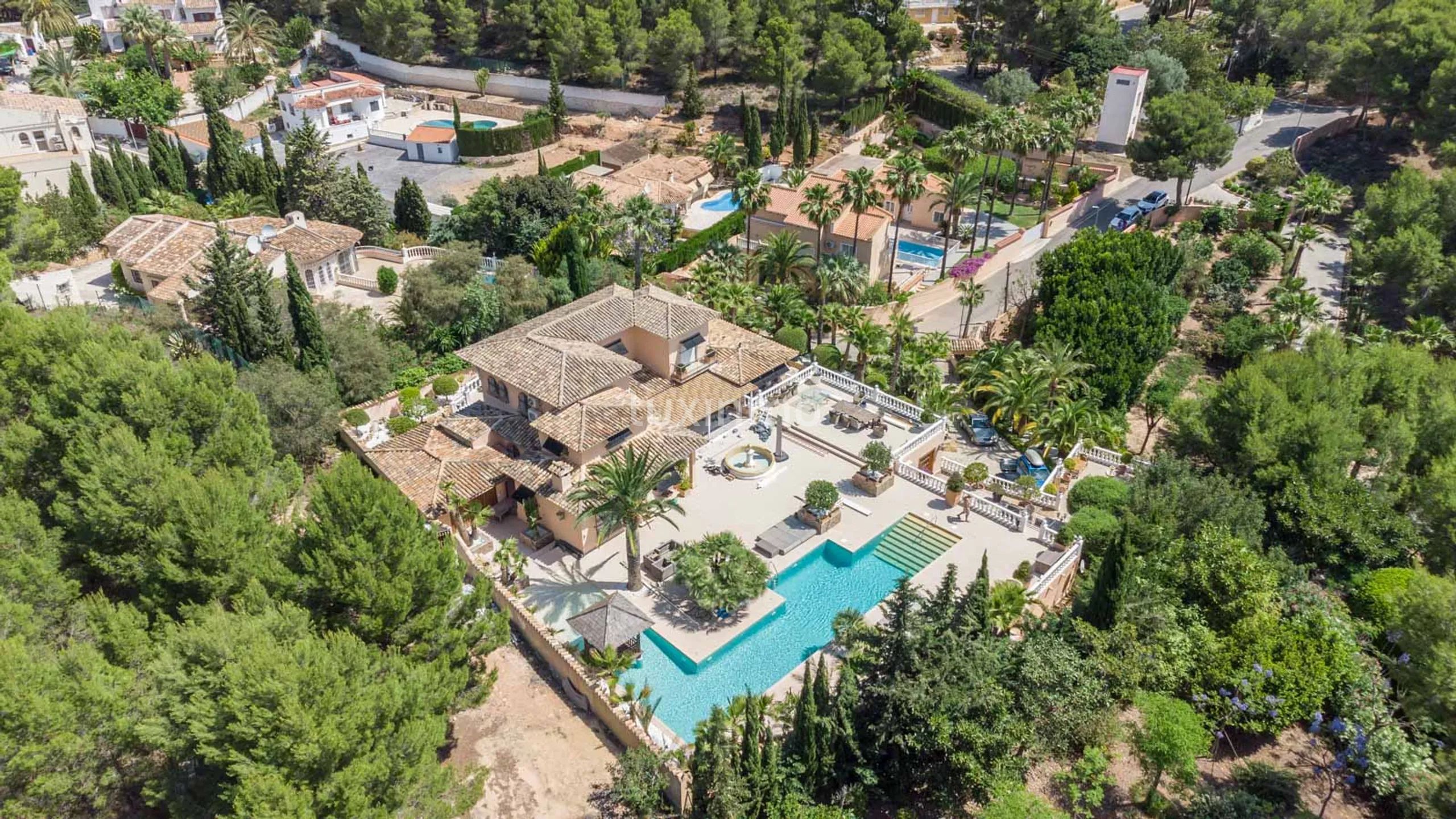 For sale traditional style villa for sale in Altea — photo 2