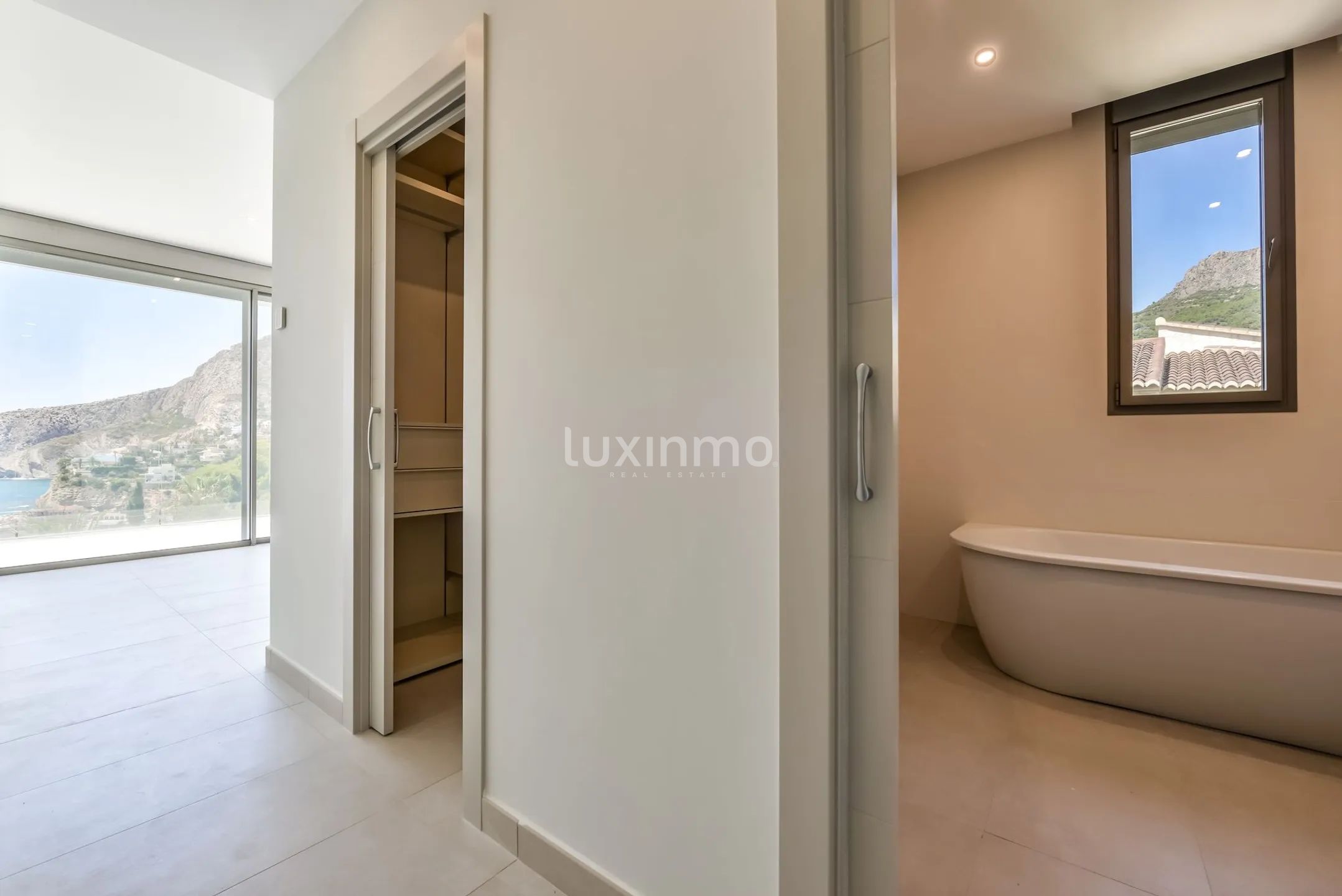 Luksusowa willa z widokiem na morze w Calpe — photo 26