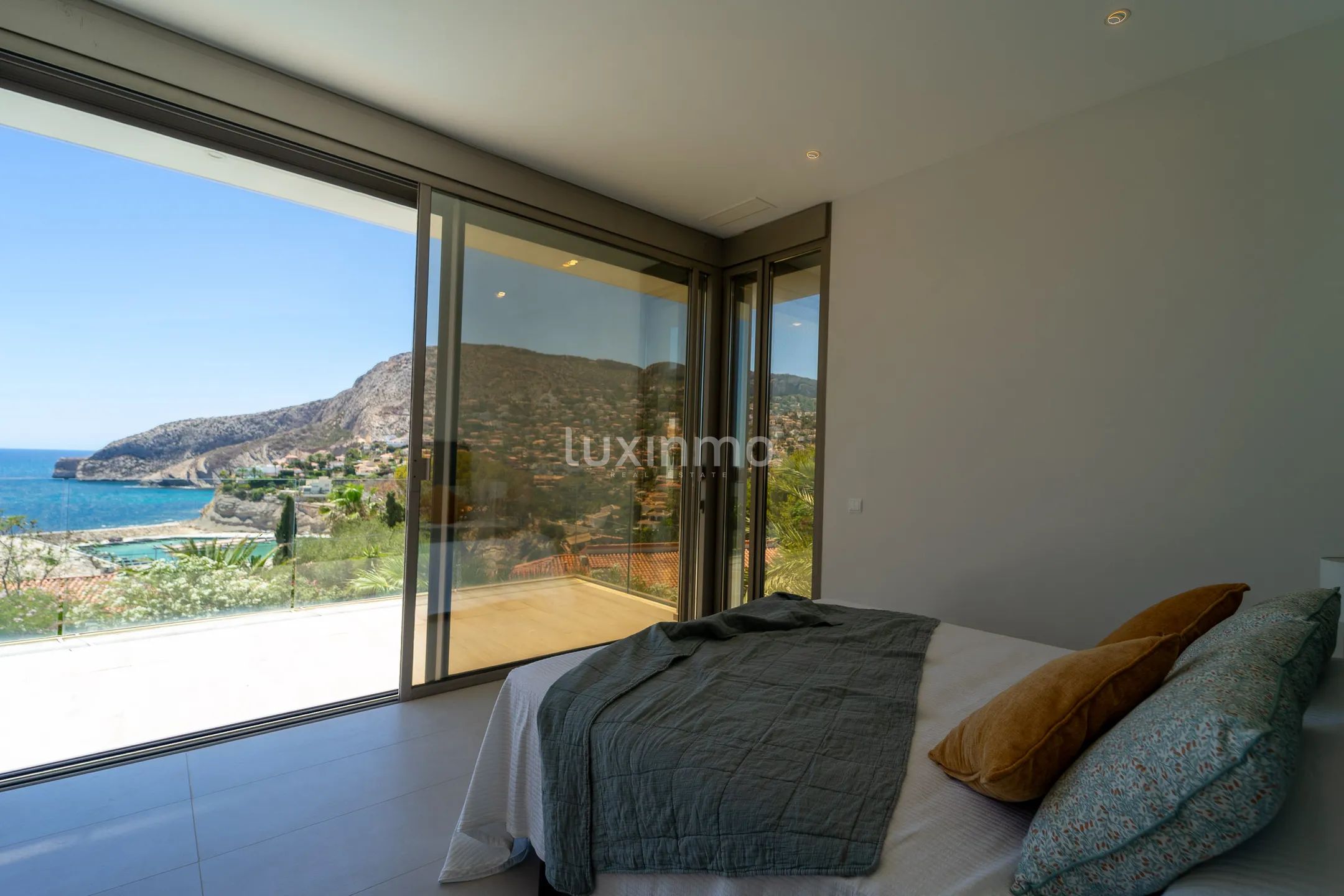 Luksusowa willa z widokiem na morze w Calpe — photo 23