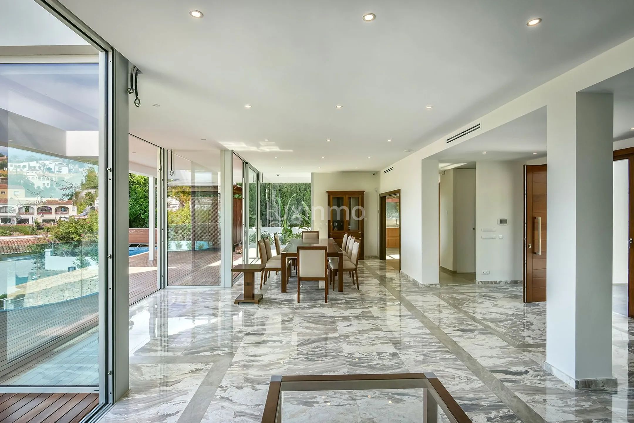 Magnificent villa with sea views for sale in Calpe — photo 17