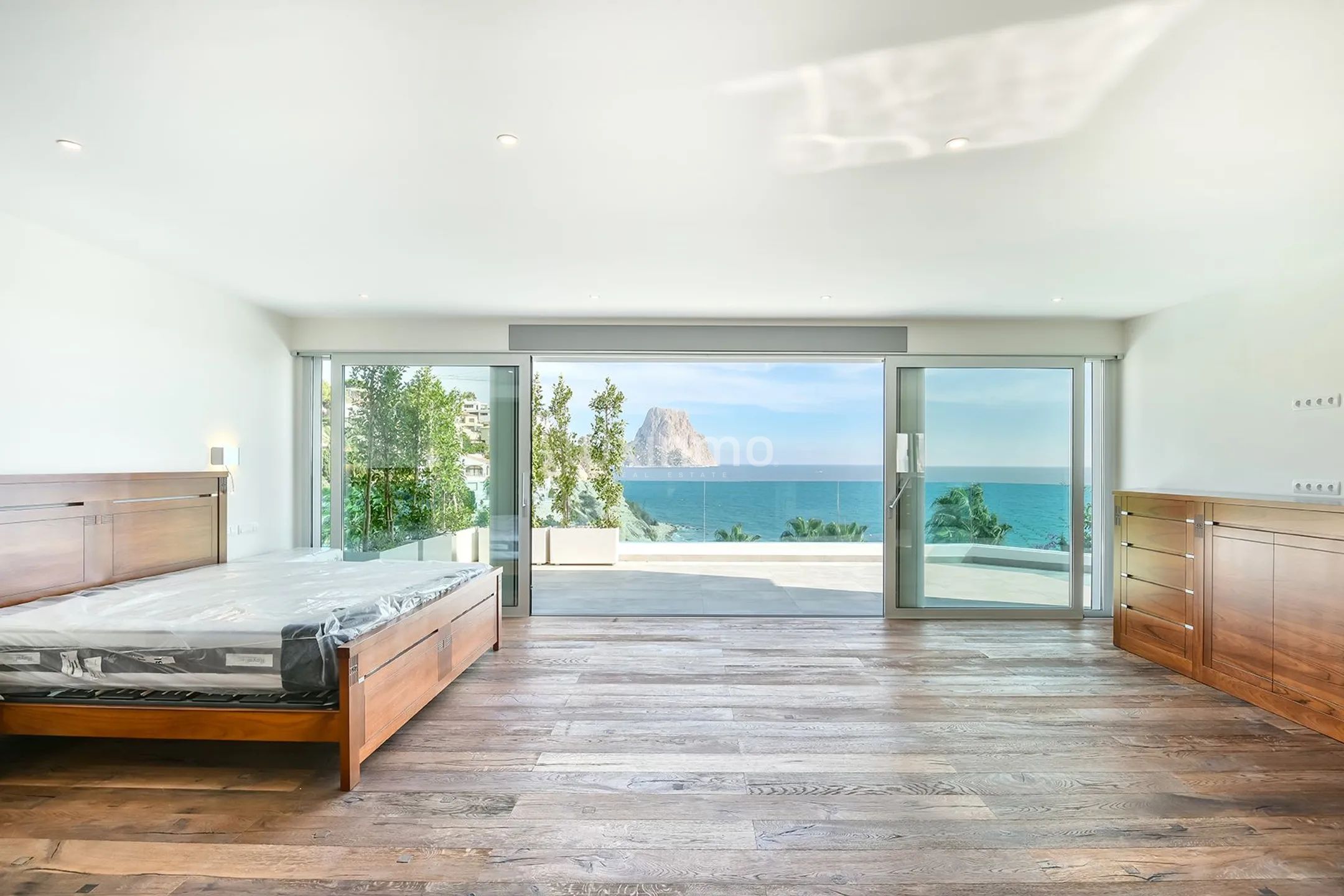 Magnificent villa with sea views for sale in Calpe — photo 39