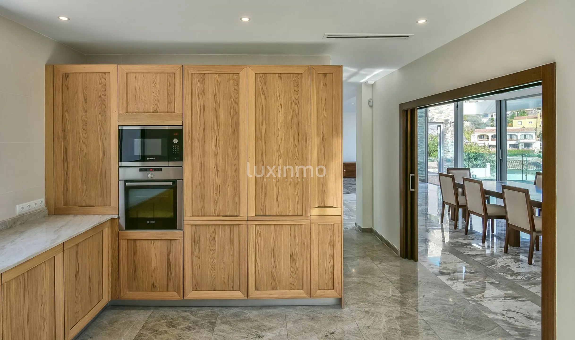 Magnificent villa with sea views for sale in Calpe — photo 27