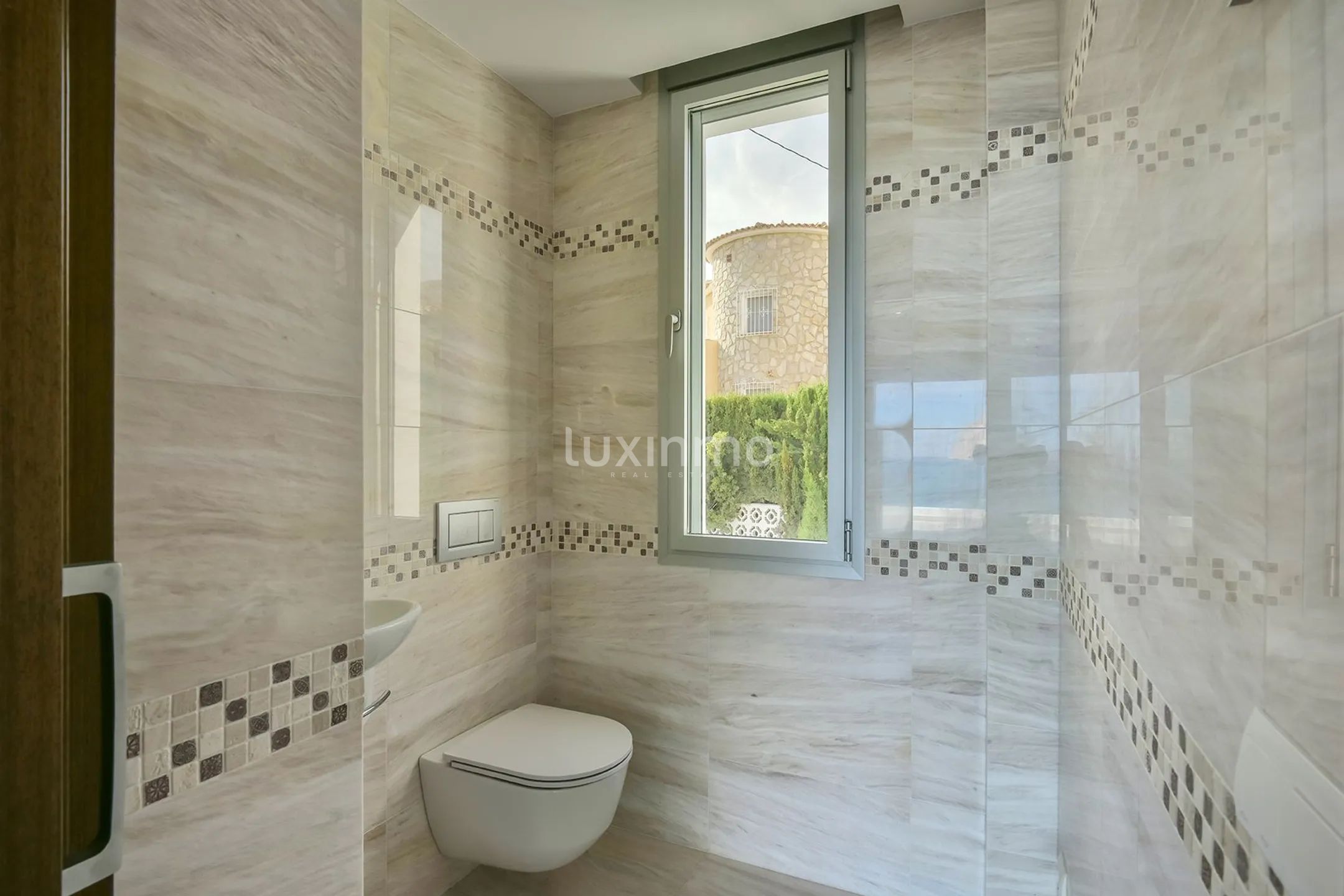 Magnificent villa with sea views for sale in Calpe — photo 52