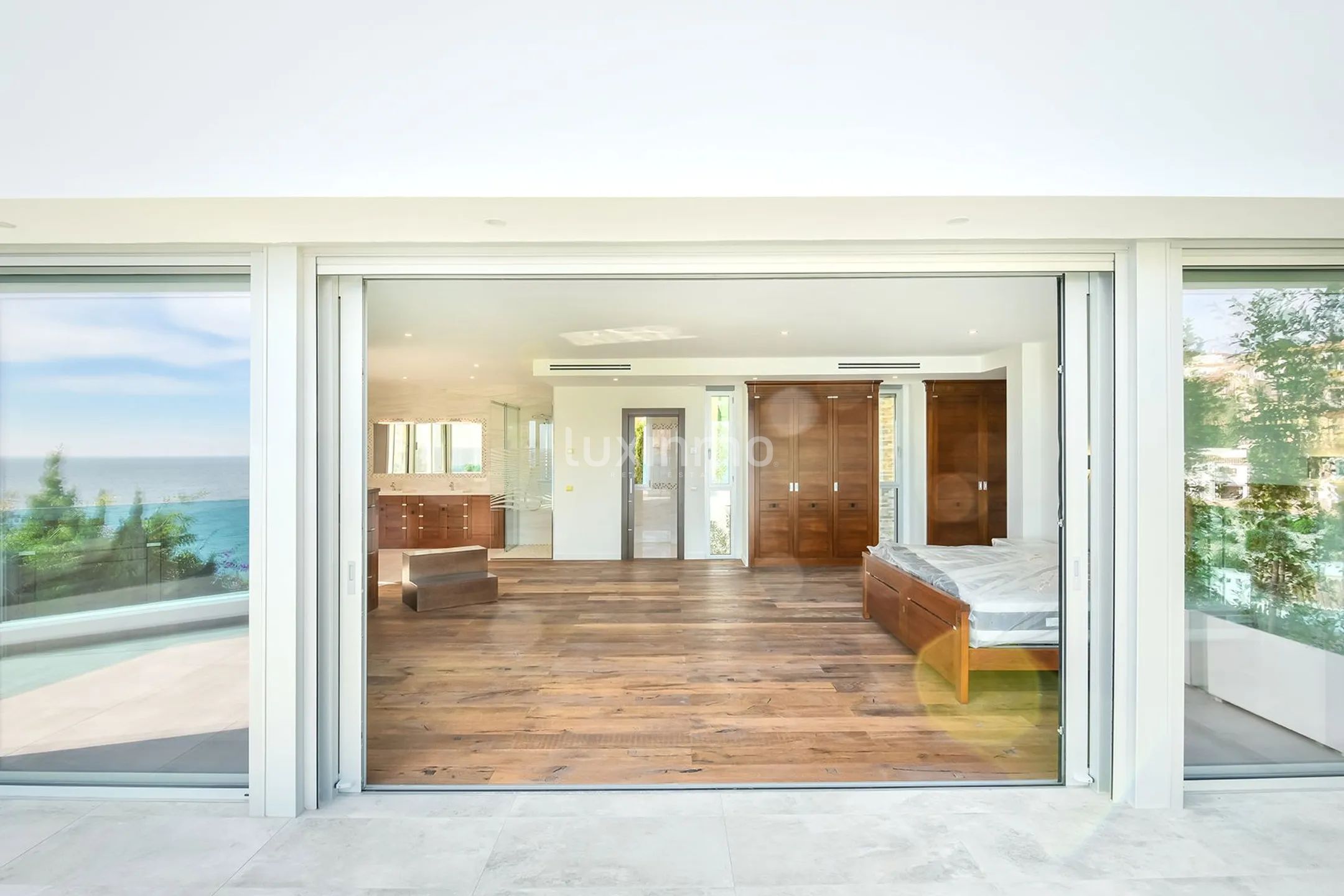 Magnificent villa with sea views for sale in Calpe — photo 40