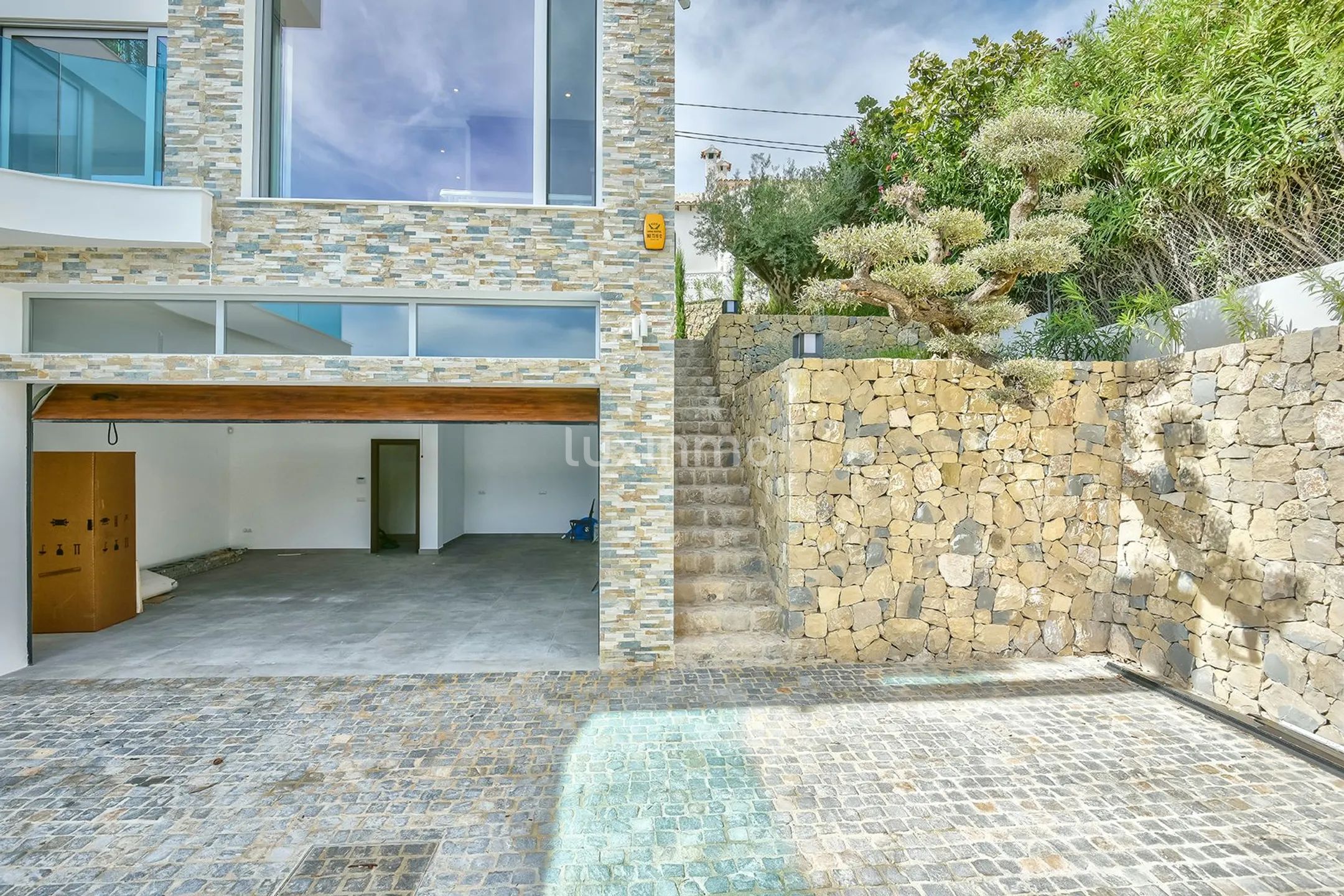 Magnificent villa with sea views for sale in Calpe — photo 12