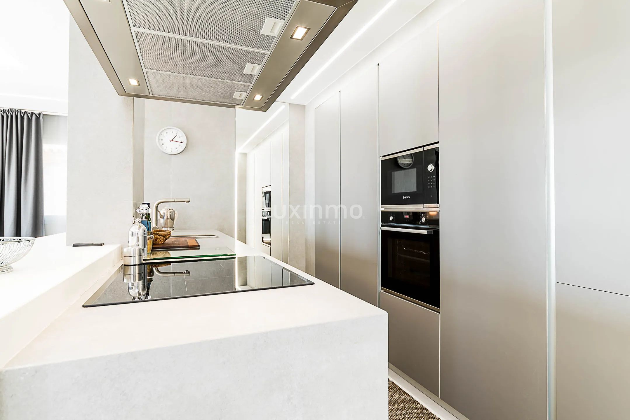 Modern renovated penthouse with sea views for sale in Altea — photo 10