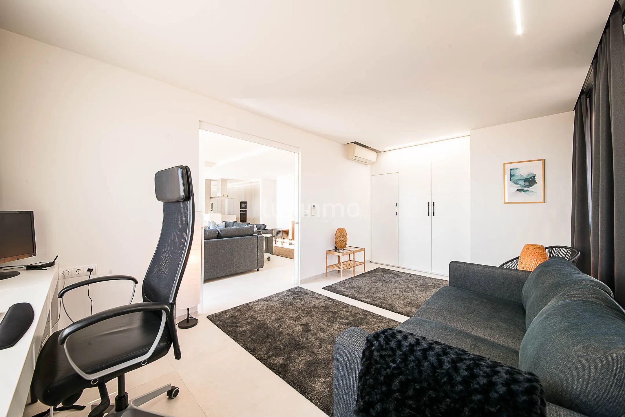 Modern renovated penthouse with sea views for sale in Altea — photo 22