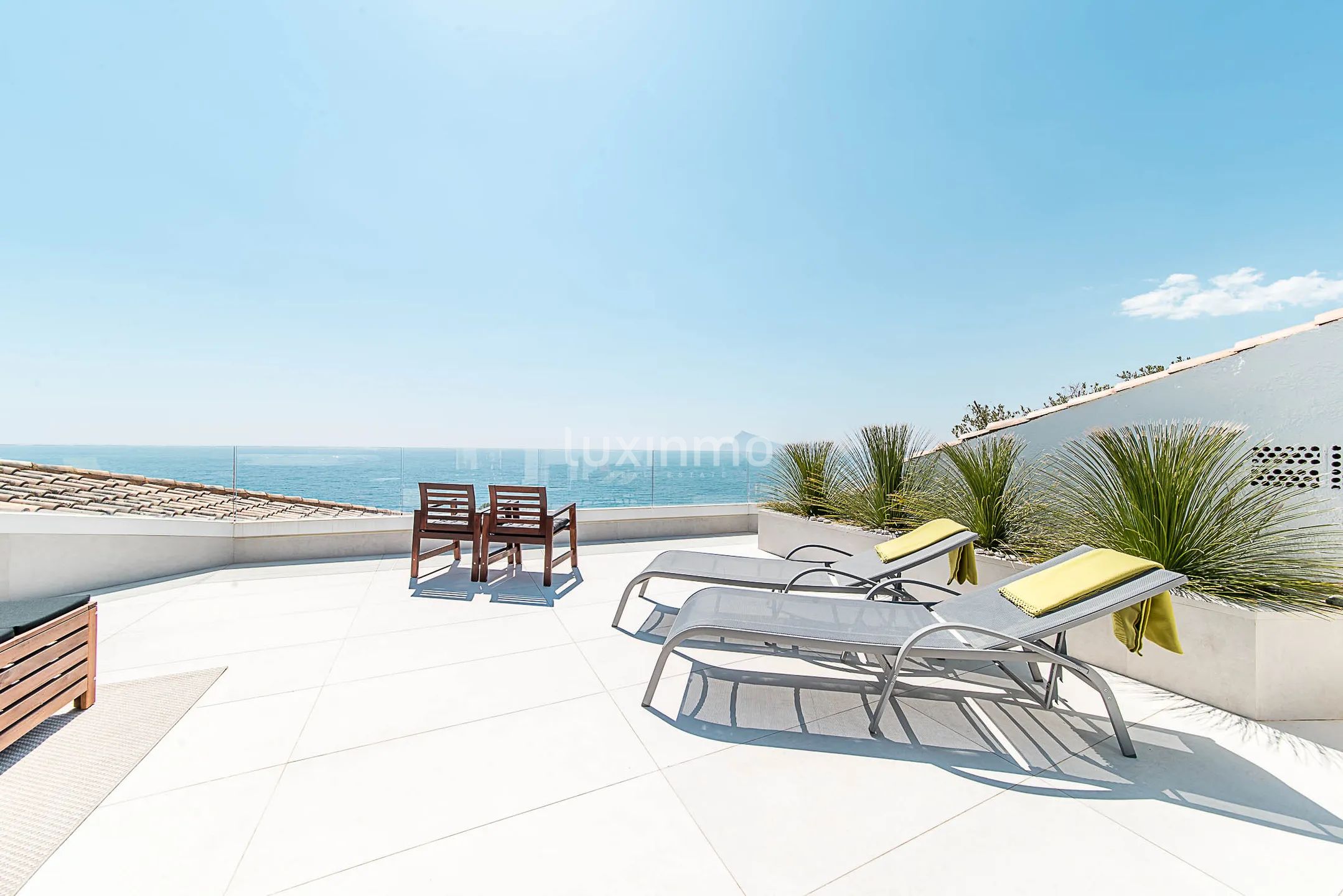 Modern renovated penthouse with sea views for sale in Altea — photo 4