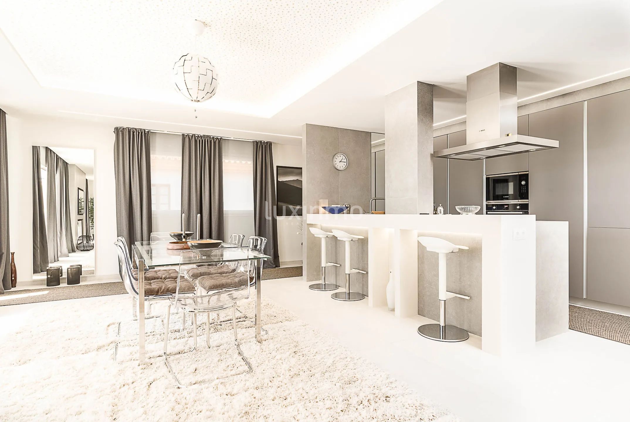 Modern renovated penthouse with sea views for sale in Altea — photo 11