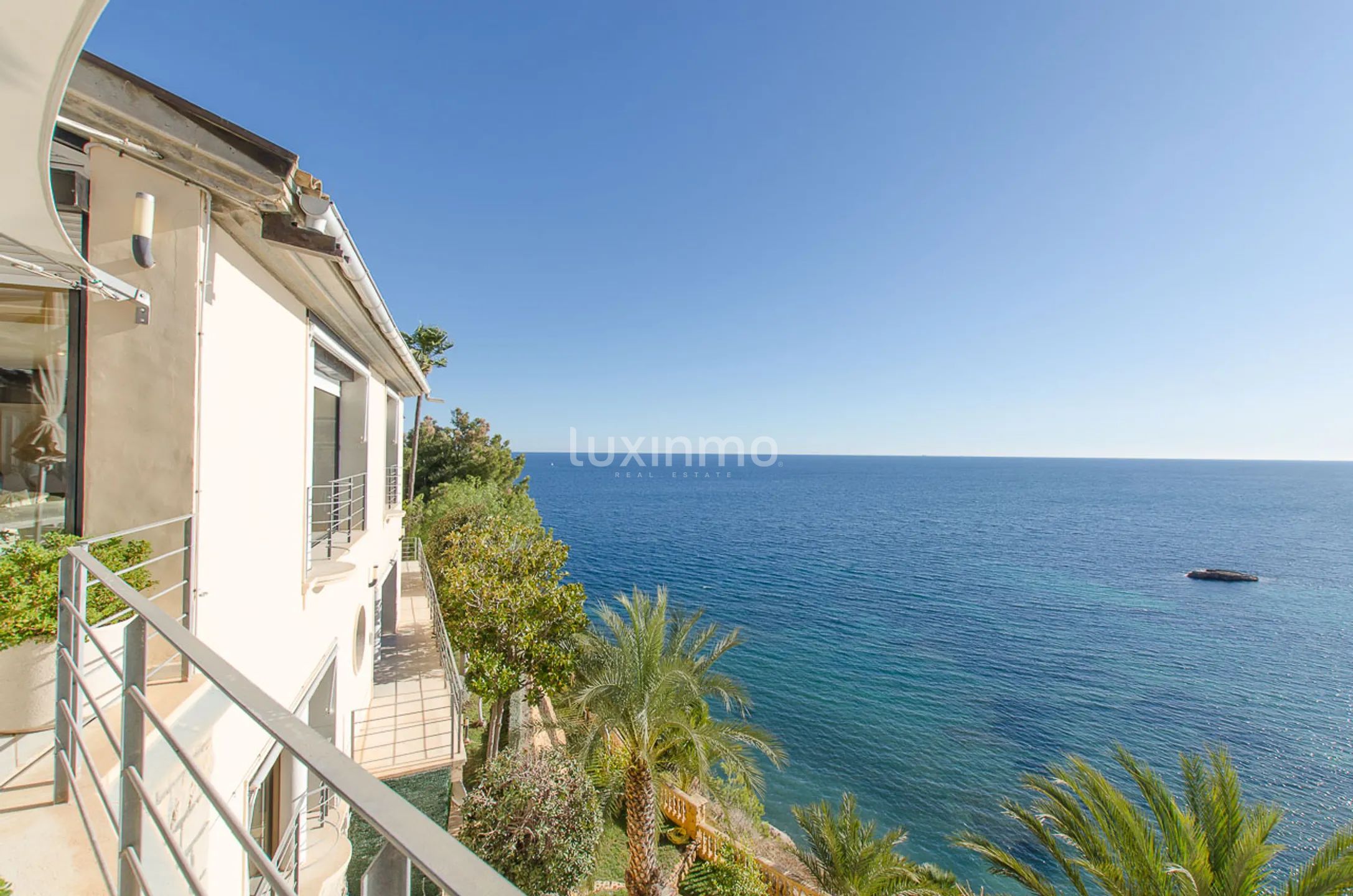 Luxury villa in first line, Altea — photo 9