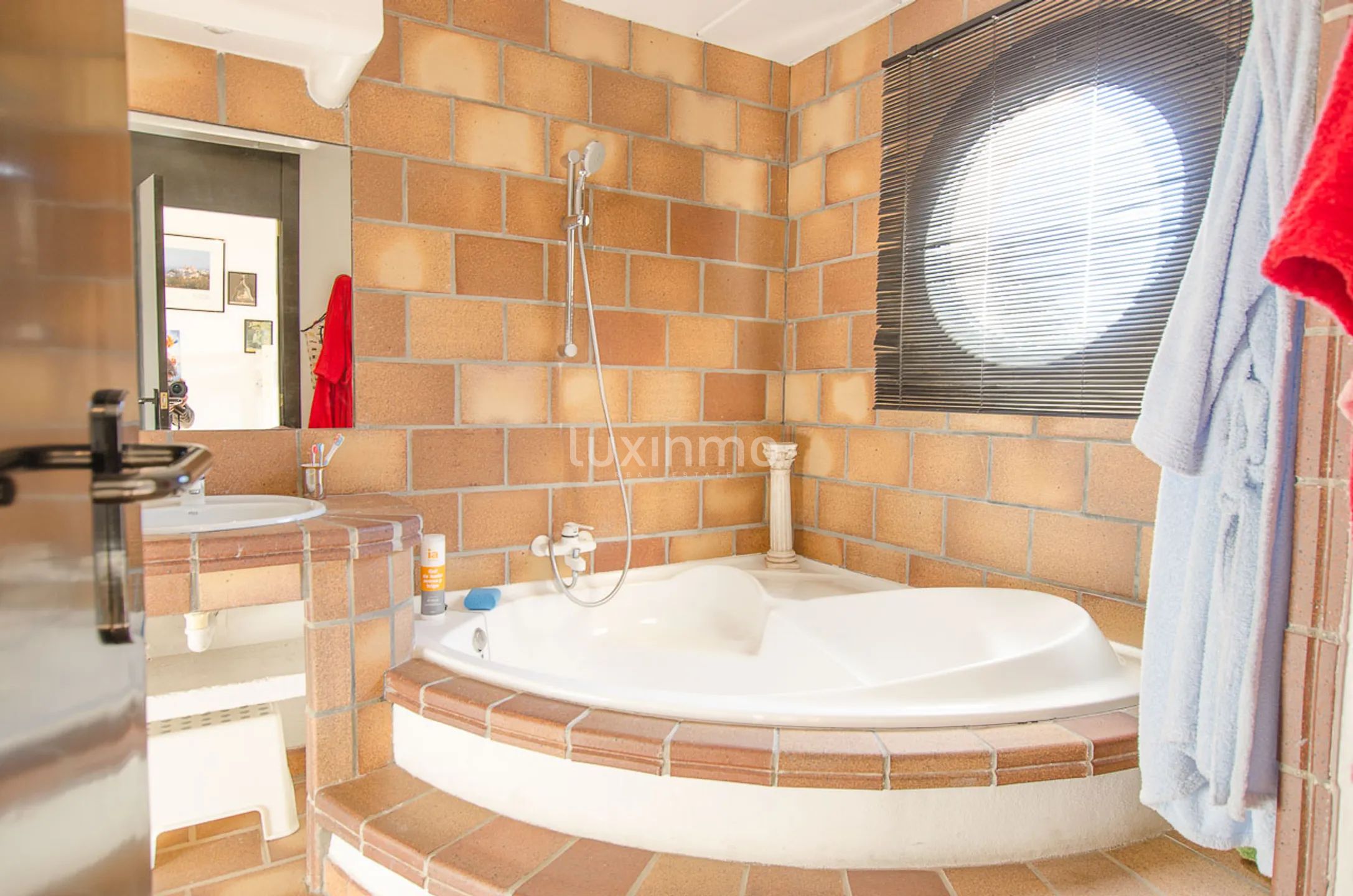 Luxury villa in first line, Altea — photo 17