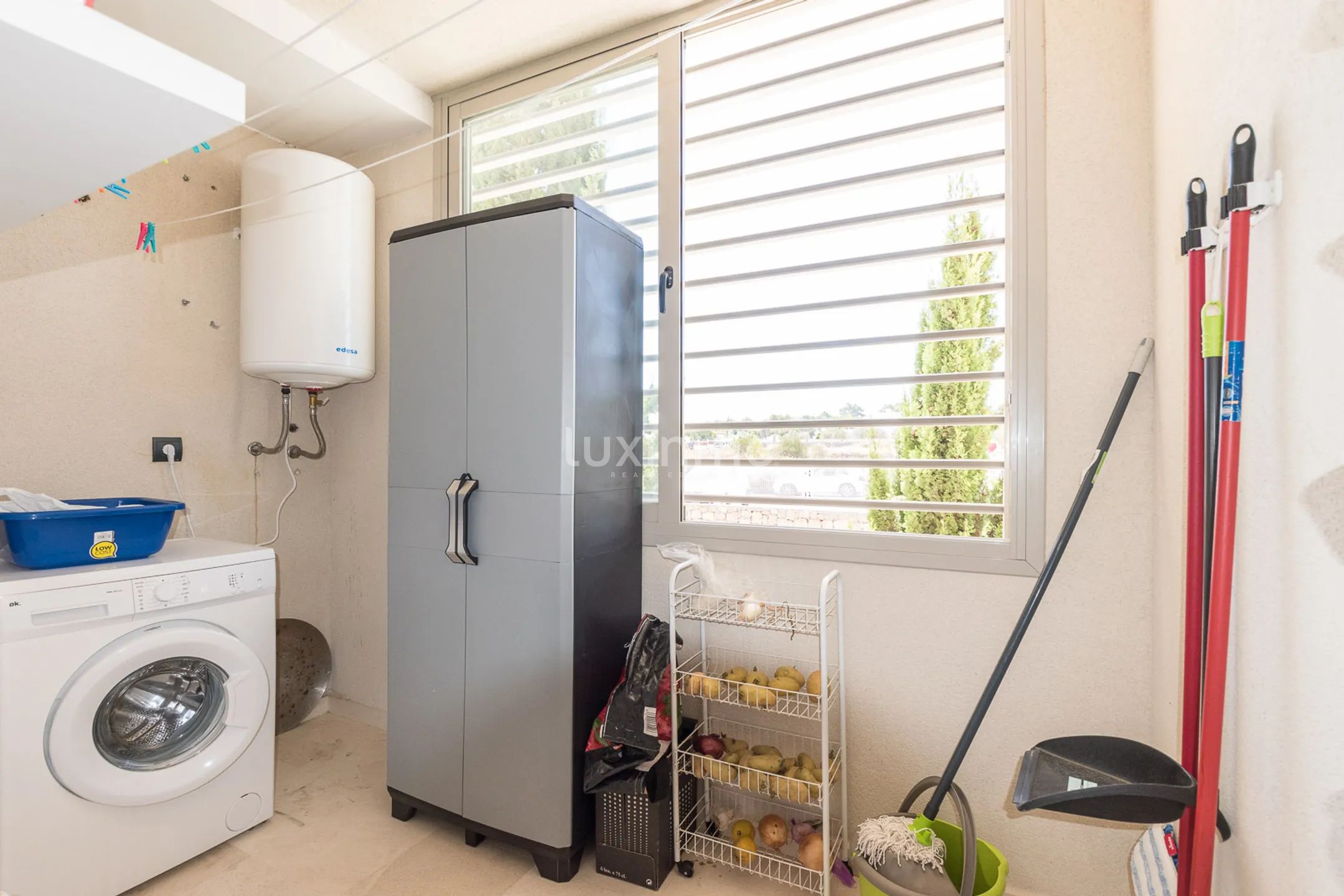 Erdgeschoss zu verkaufen in zweiter Linie Strand in Ibiza — photo 31