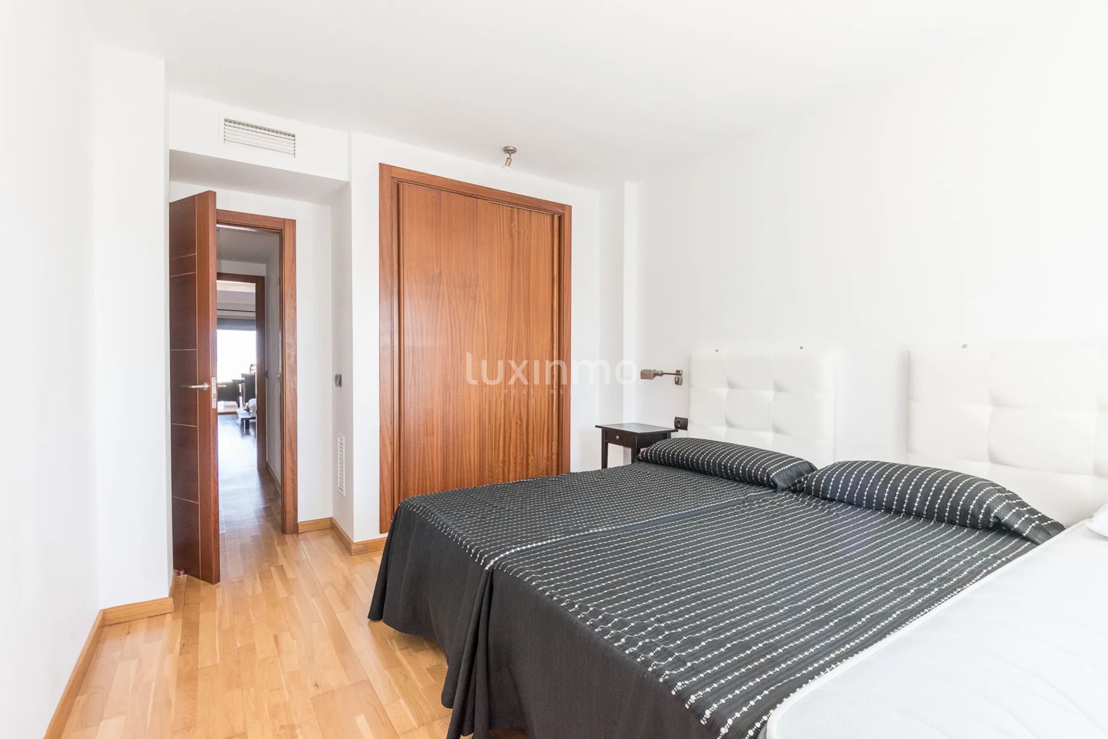 Erdgeschoss zu verkaufen in zweiter Linie Strand in Ibiza — photo 17