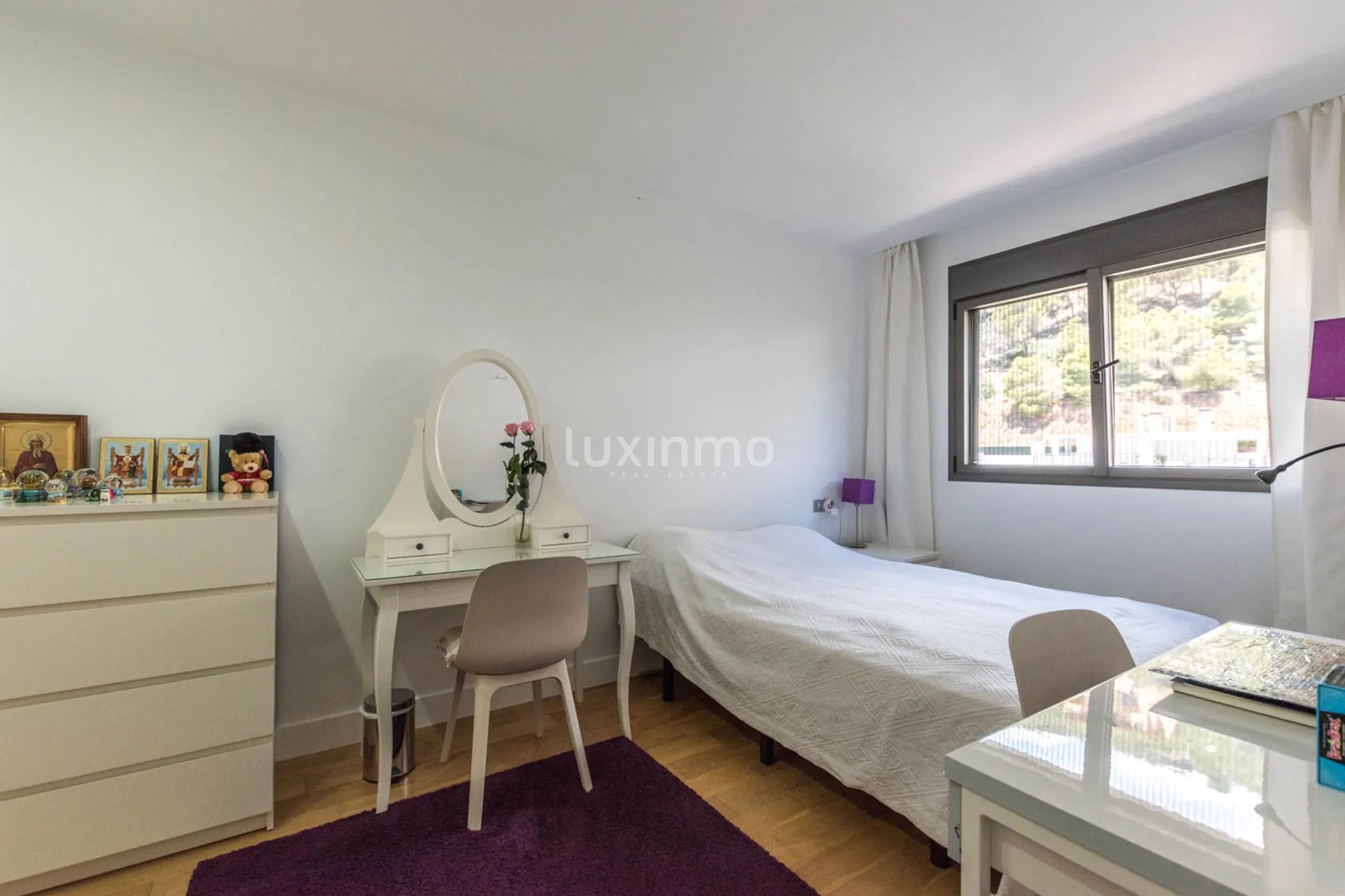 Spacious penthouse with sea views for sale in Mascarat — photo 33