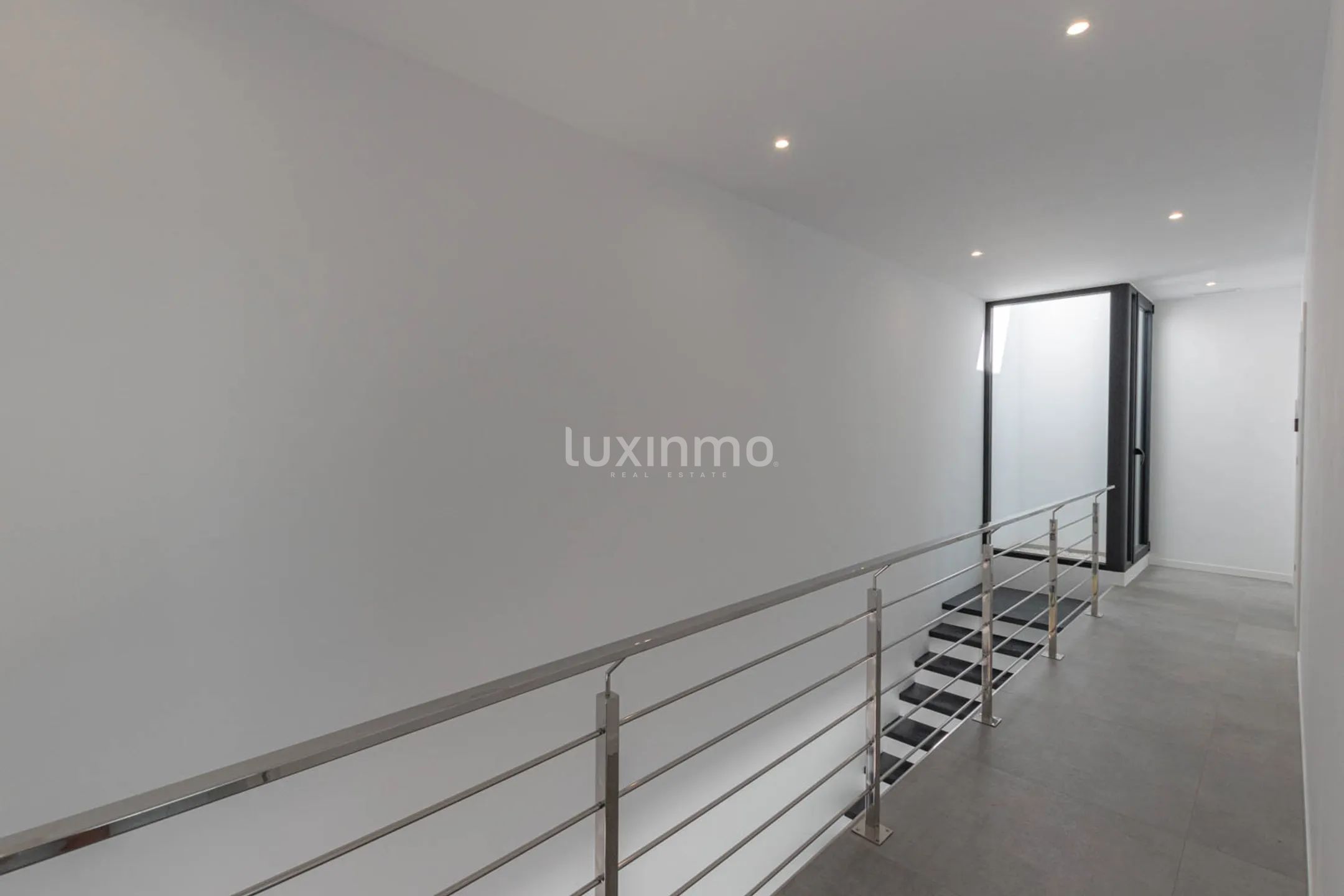 Spacious new villa with panoramic views for sale in Calpe — photo 15