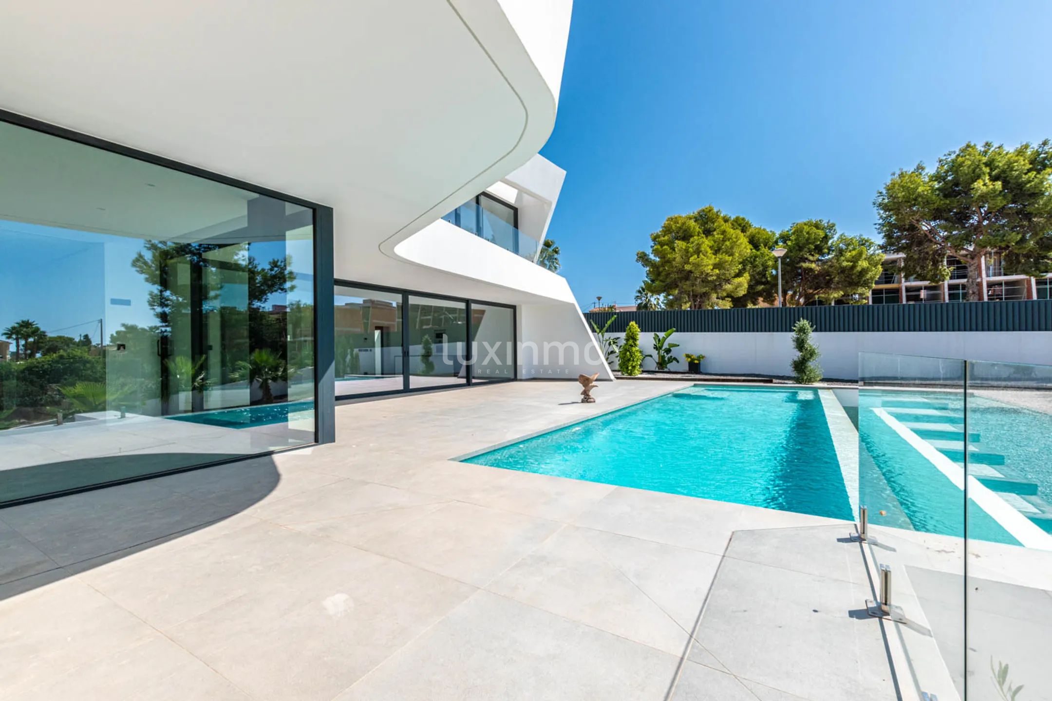 Spacious new villa with panoramic views for sale in Calpe — photo 6