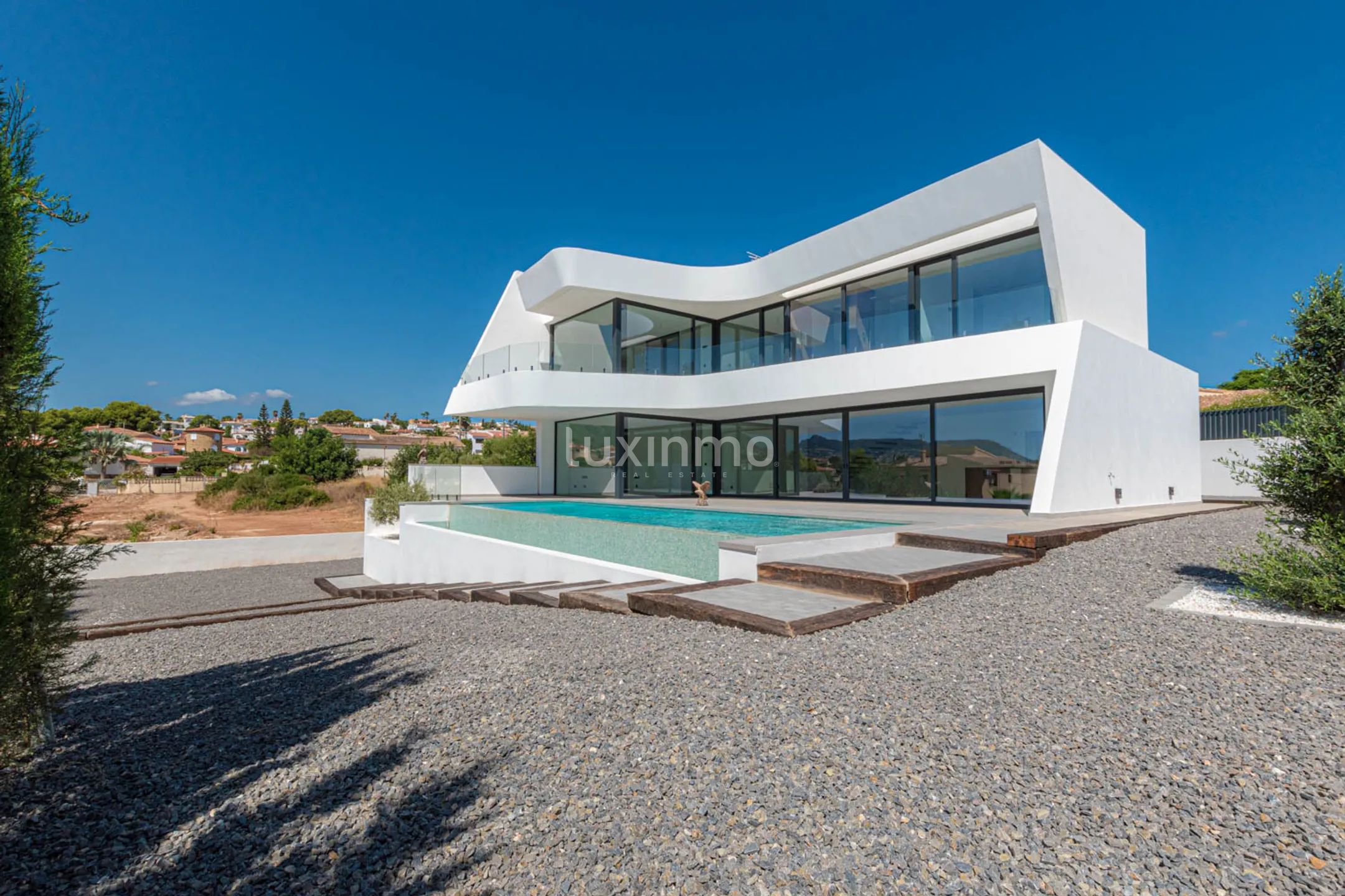 Spacious new villa with panoramic views for sale in Calpe — photo 1