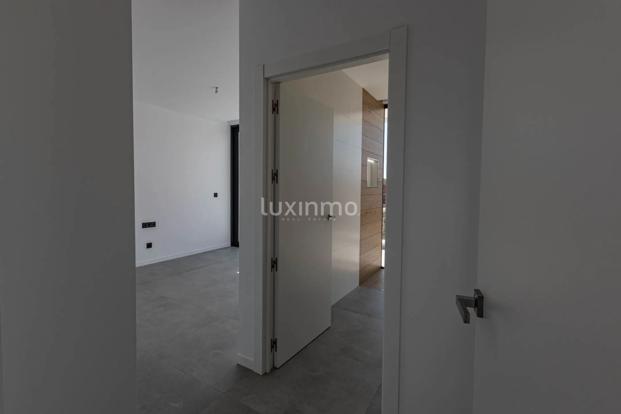 Spacious new villa with panoramic views for sale in Calpe — photo 13