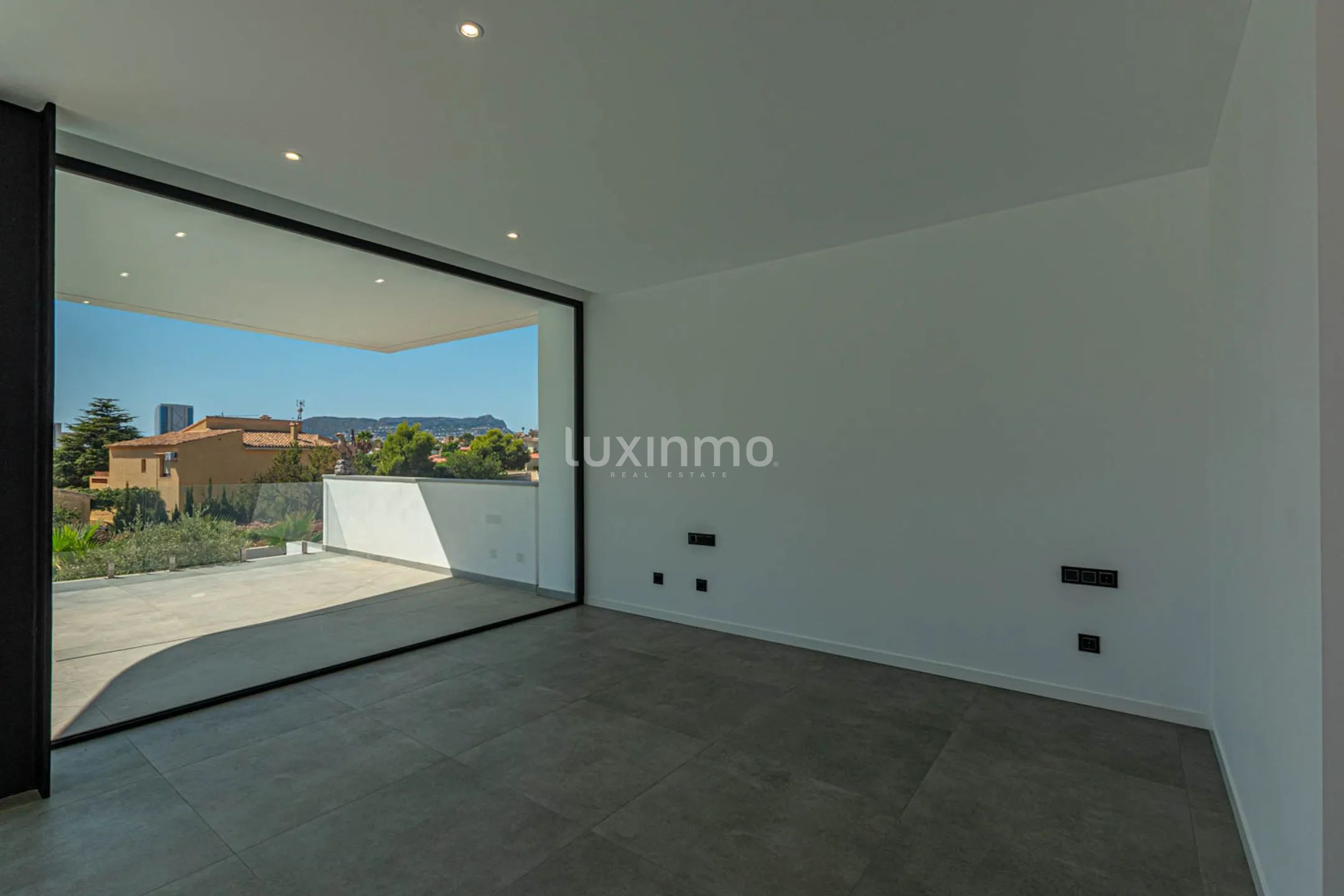 Spacious new villa with panoramic views for sale in Calpe — photo 22