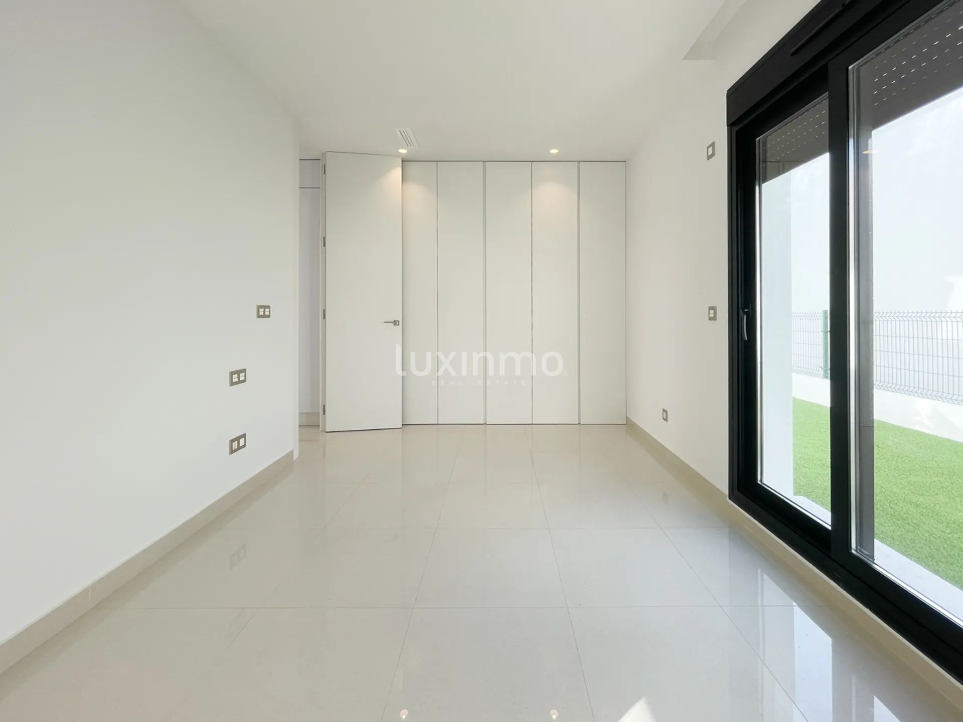 Nowe nowoczesne domki letniskowe na sprzedaż w Balcon de Finestrat — photo 11