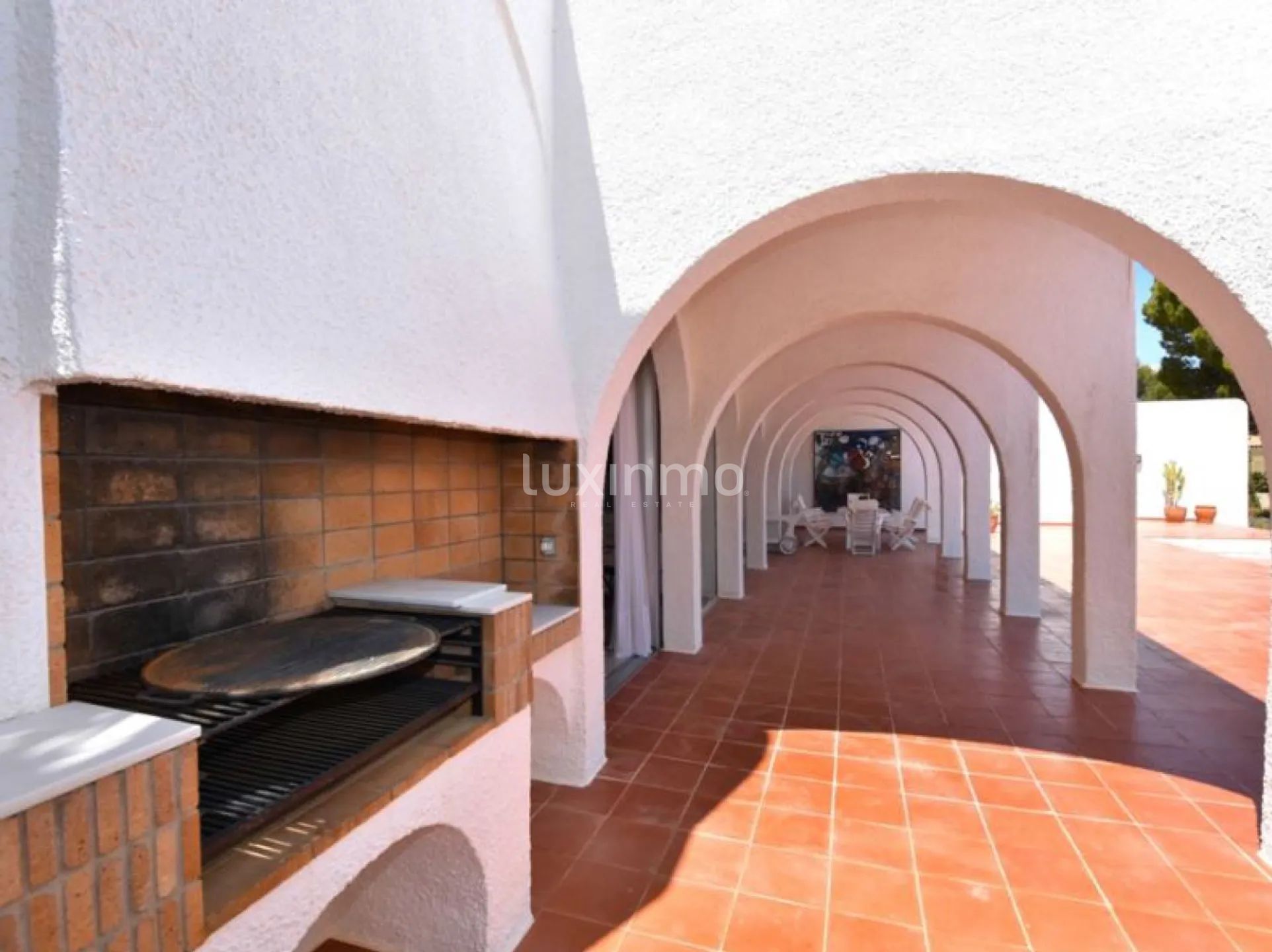 Ett konstverk vid stranden i en villa i Albir — photo 10